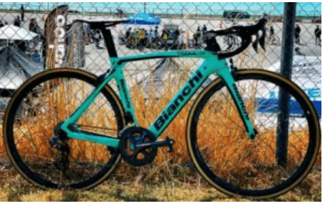 実体験】エントリーモデルとハイエンドモデルのカーボンフレーム