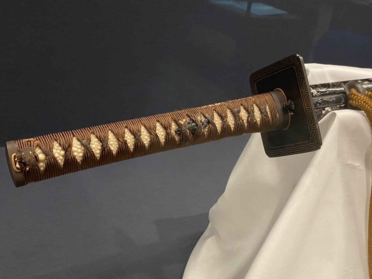 武蔵正宗の拵と瓜二つな拵｜刀箱師の日本刀ブログ 中村圭佑