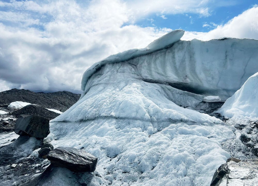 夏のアラスカで氷河を歩いて・登って・飲んできた！｜ゆかかか@ハワイ