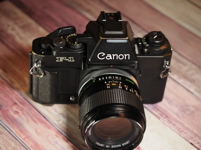 カメラ沼の深淵」 Canon new F-1 ｜saphirinus