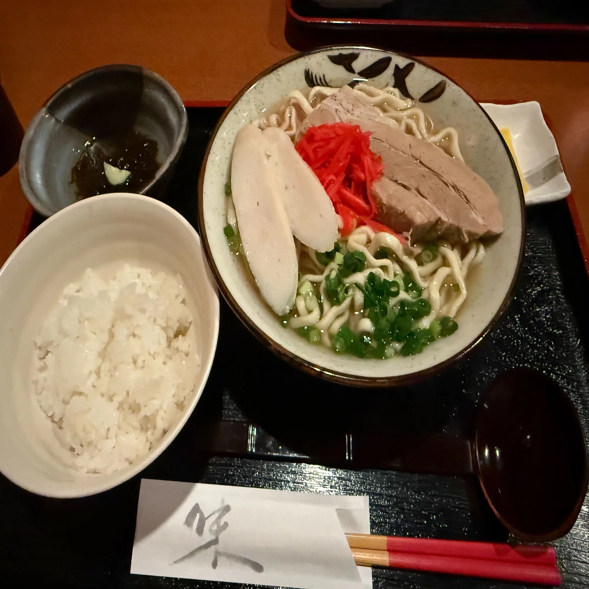新宿 三 丁目 ランチ 定食