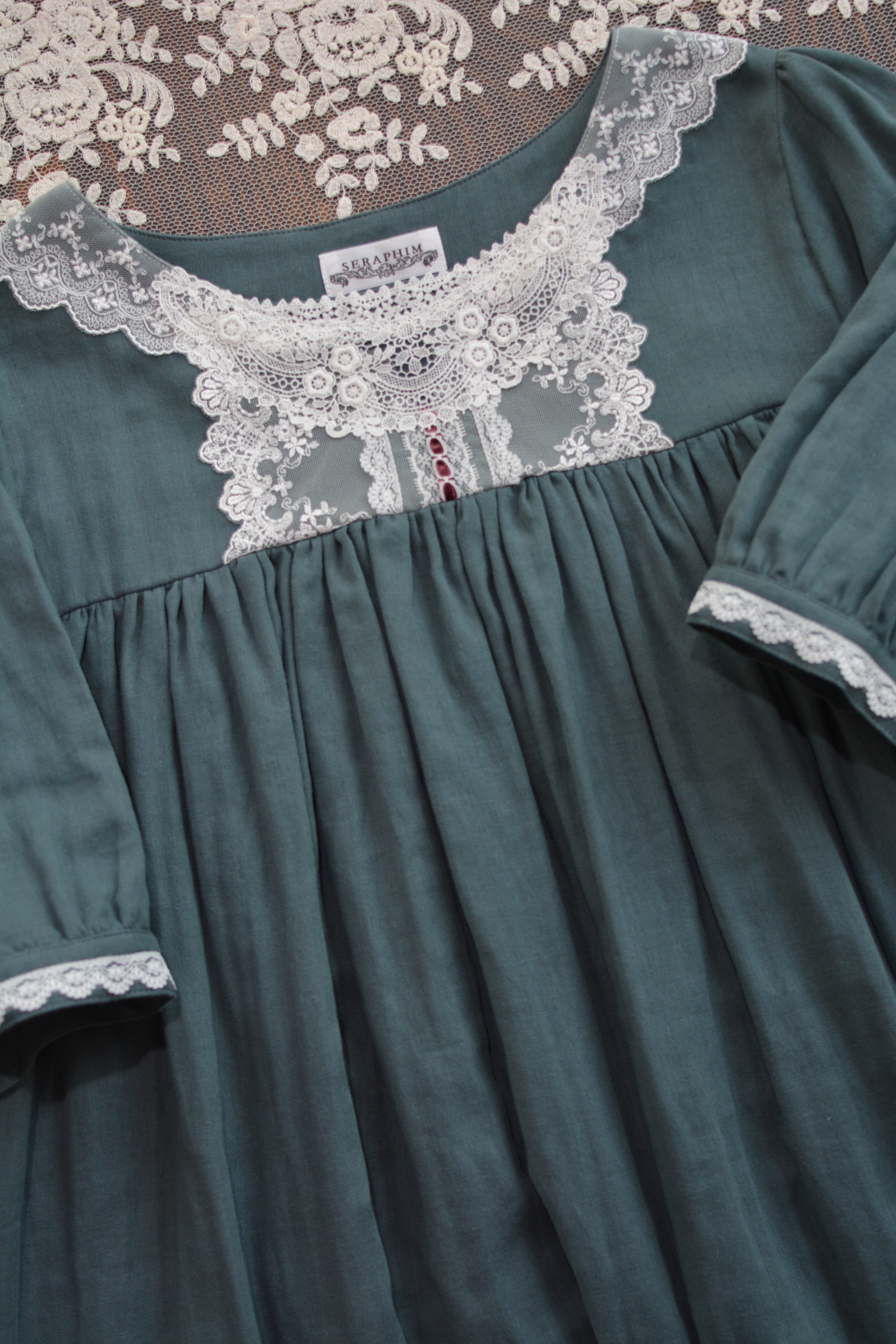 ブドワールワンピースver.2025｜SERAPHIIM