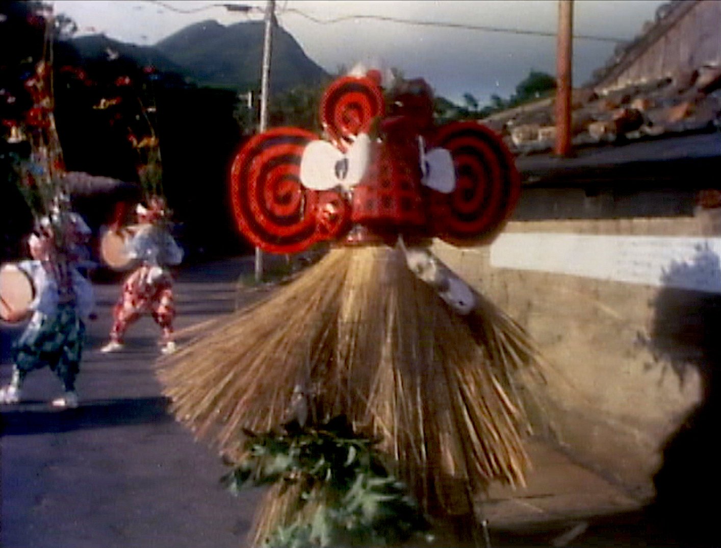 鳴子硫黄まとめ売り 80年代の「硫黄島のメンドン」と「悪石島のボゼ」をみよう｜民映研の