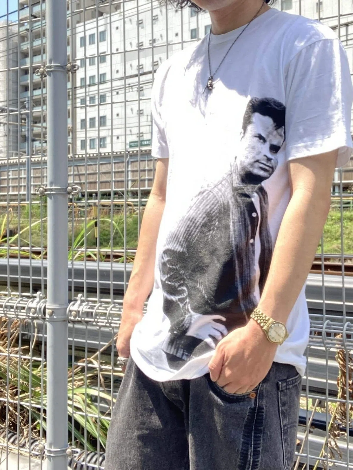 路上のTシャツと、旅の途中にいる大人たちへ｜ビートニクの思想 