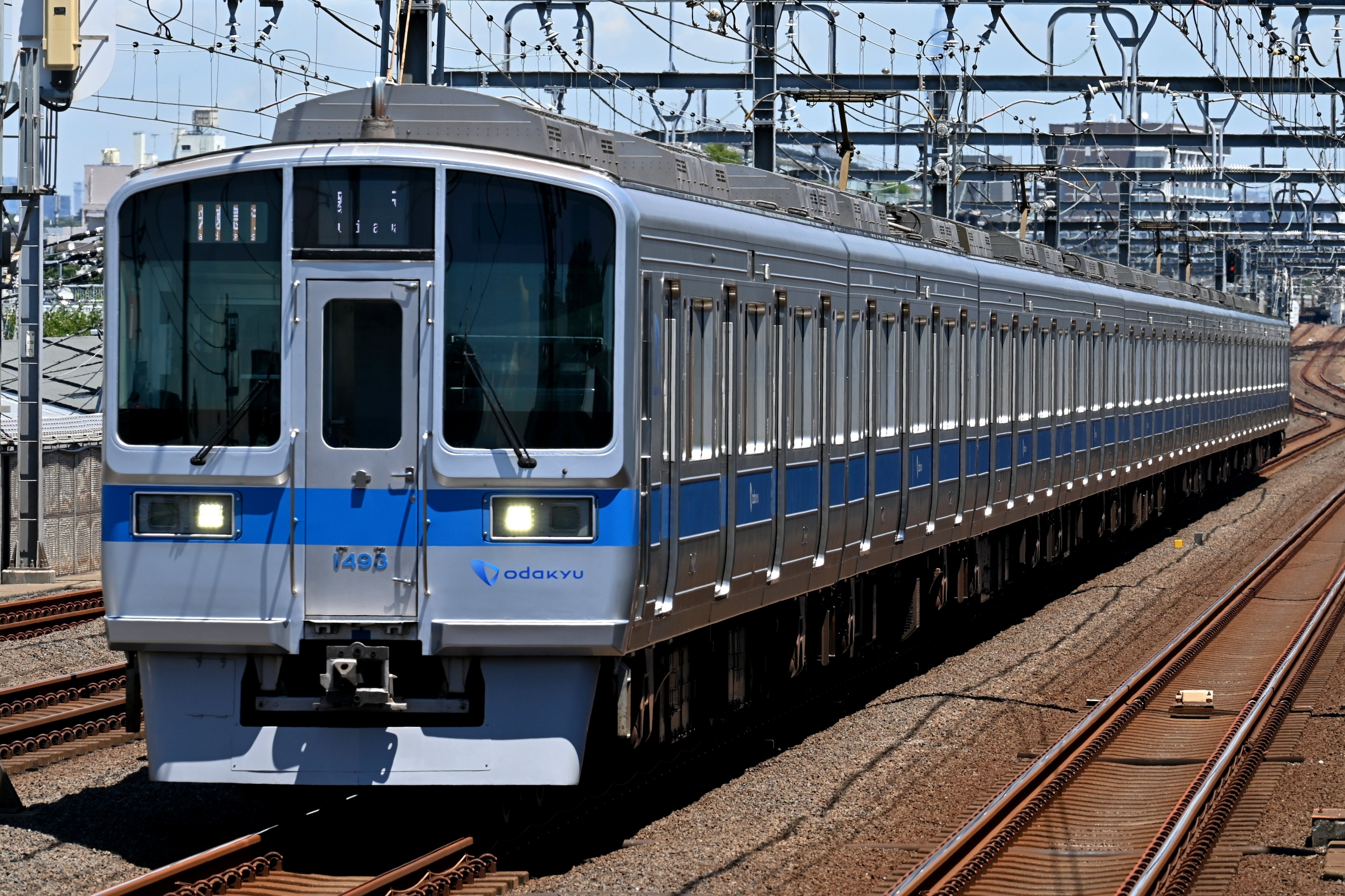 小田急ロマンスカー 最後の前面愛称表示搭載の30000形EXE・営業全形式