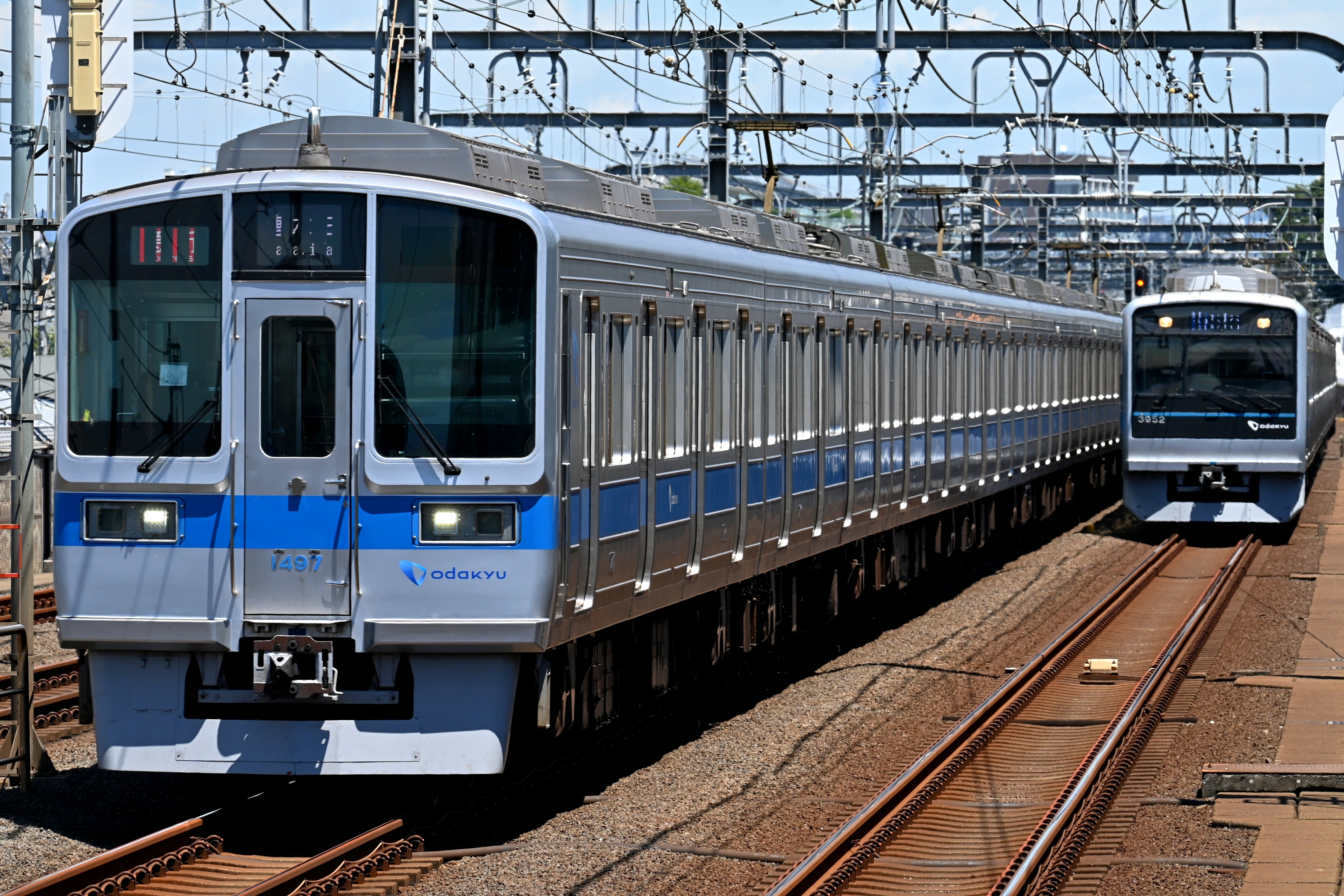 小田急ロマンスカー 最後の前面愛称表示搭載の30000形EXE・営業全形式