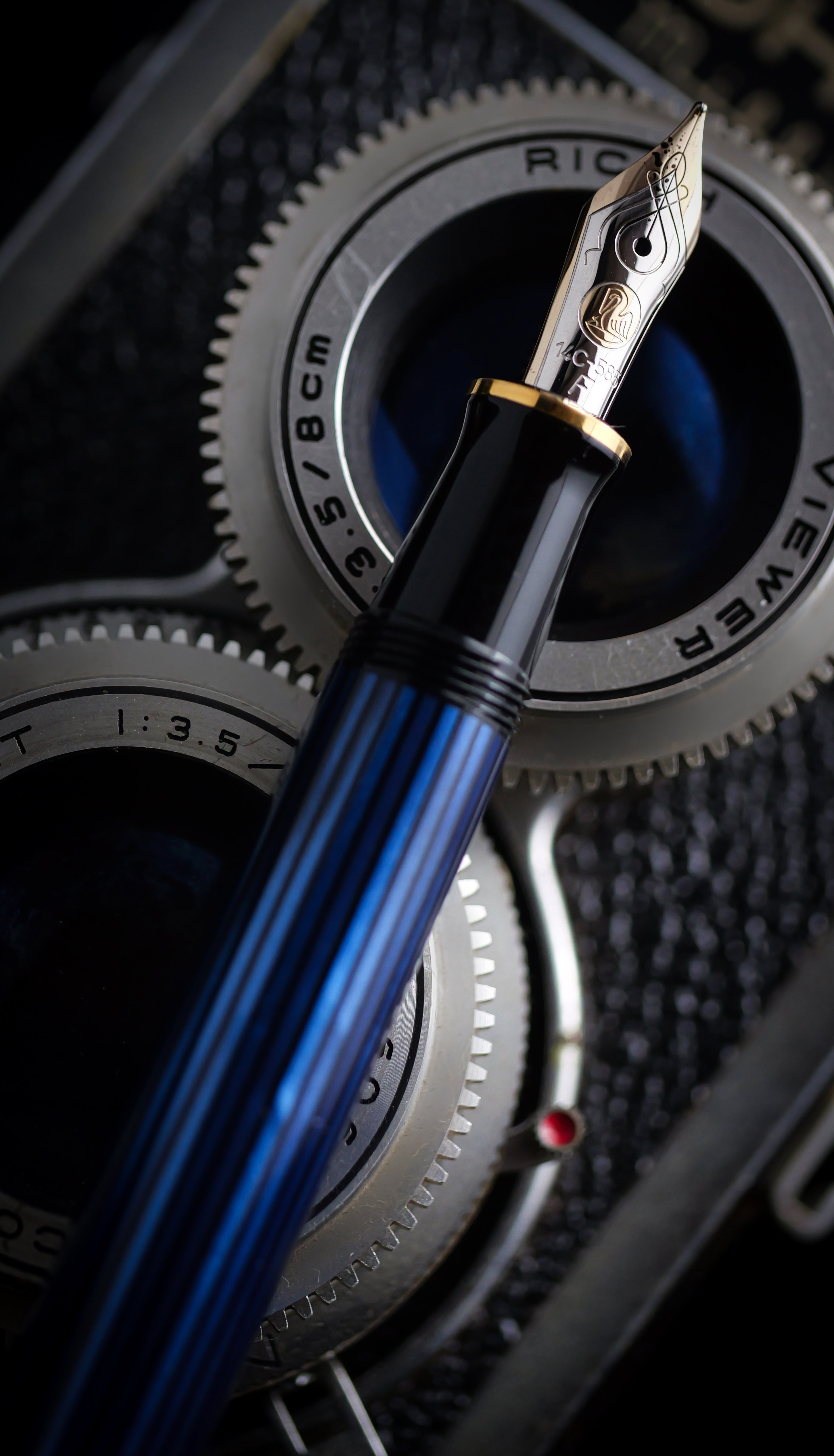 碧の余韻のスーべレーン：Pelikan Souverän M400 Blue Stripe