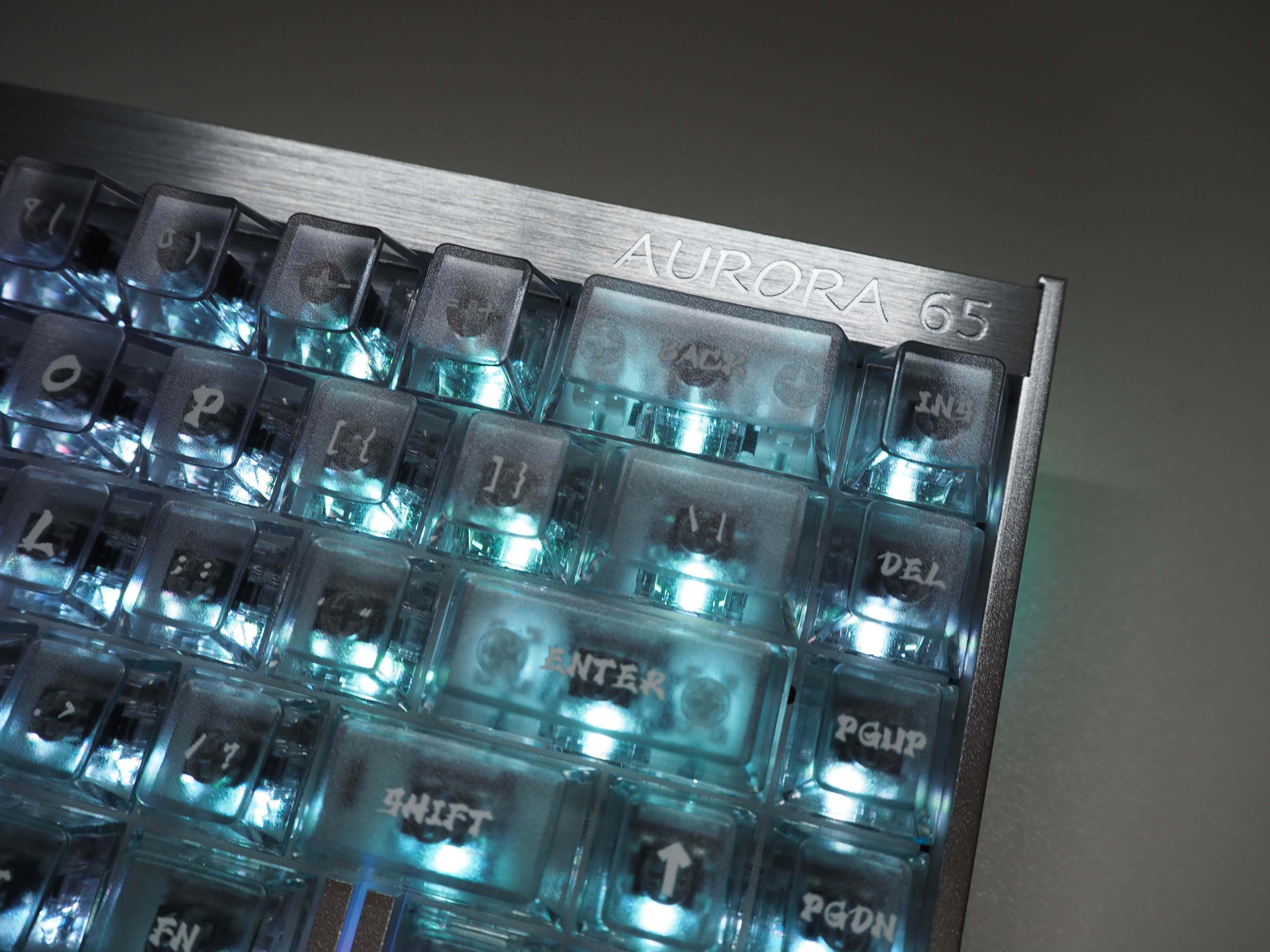 幻想的な外観のラピッドトリガーキーボード / IPI AURORA65