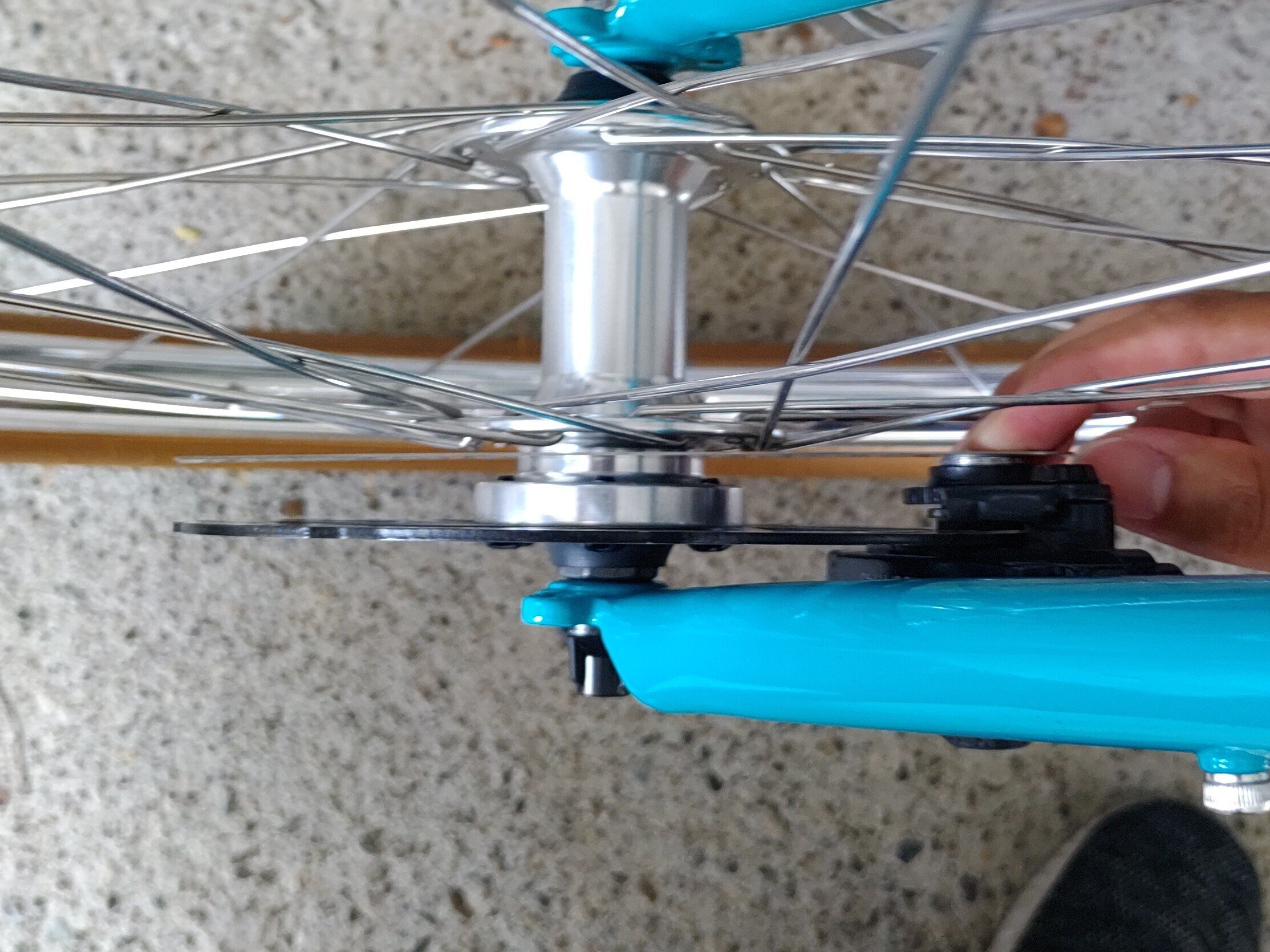 Fuji Alterr ディスクブレーキ台座の精度に失望｜かじゅま