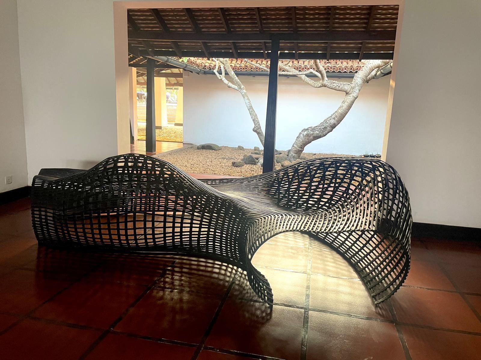 魅力を放ち続ける男 - ジェフリー バワ -｜みな.Chai_旅とアーユルヴェーダ