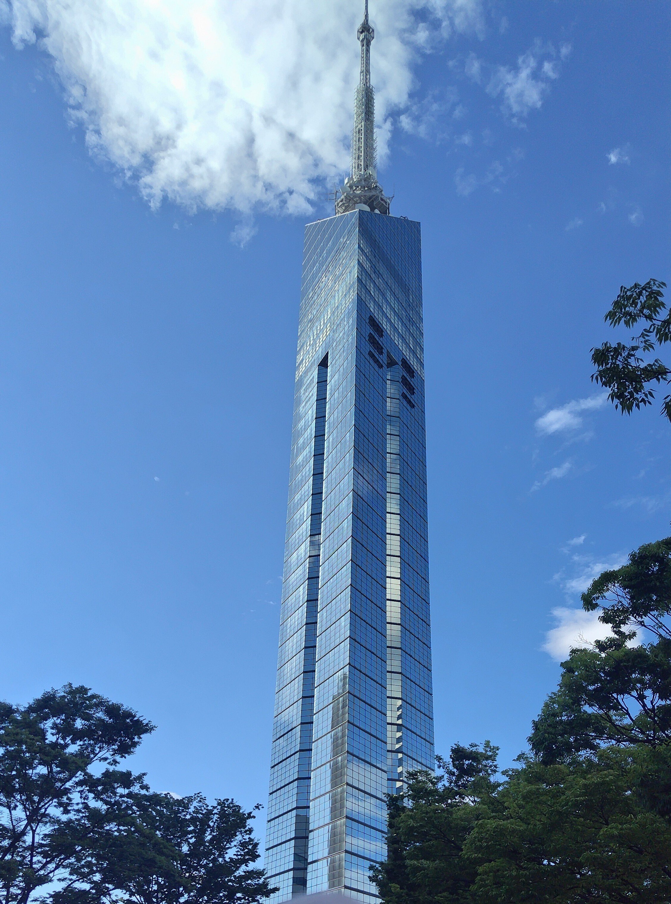 ガンダムを見て、福岡タワーに行った話。｜ヒサミ｜湯坂町書肆