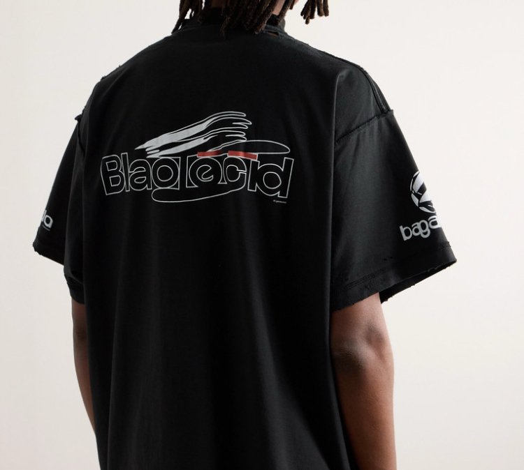 文脈で選ぶプリントTシャツ【balenciaga編】｜ナン