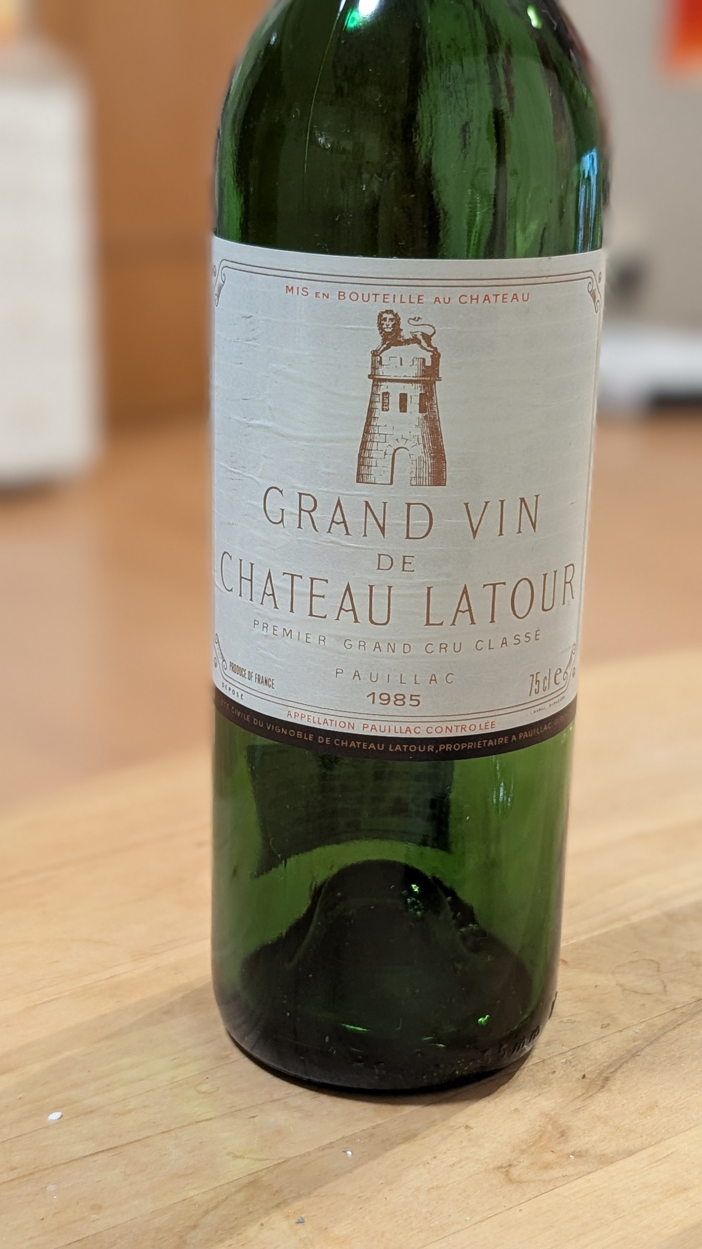 シャトーラトゥール1985木箱入りChateau Latour 1985年ワイン | Ch.Latour（シャトー・ラトゥール