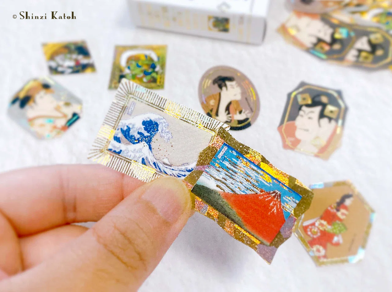 世界の名画を集めた『きらぴかフレークシール クラシックアート