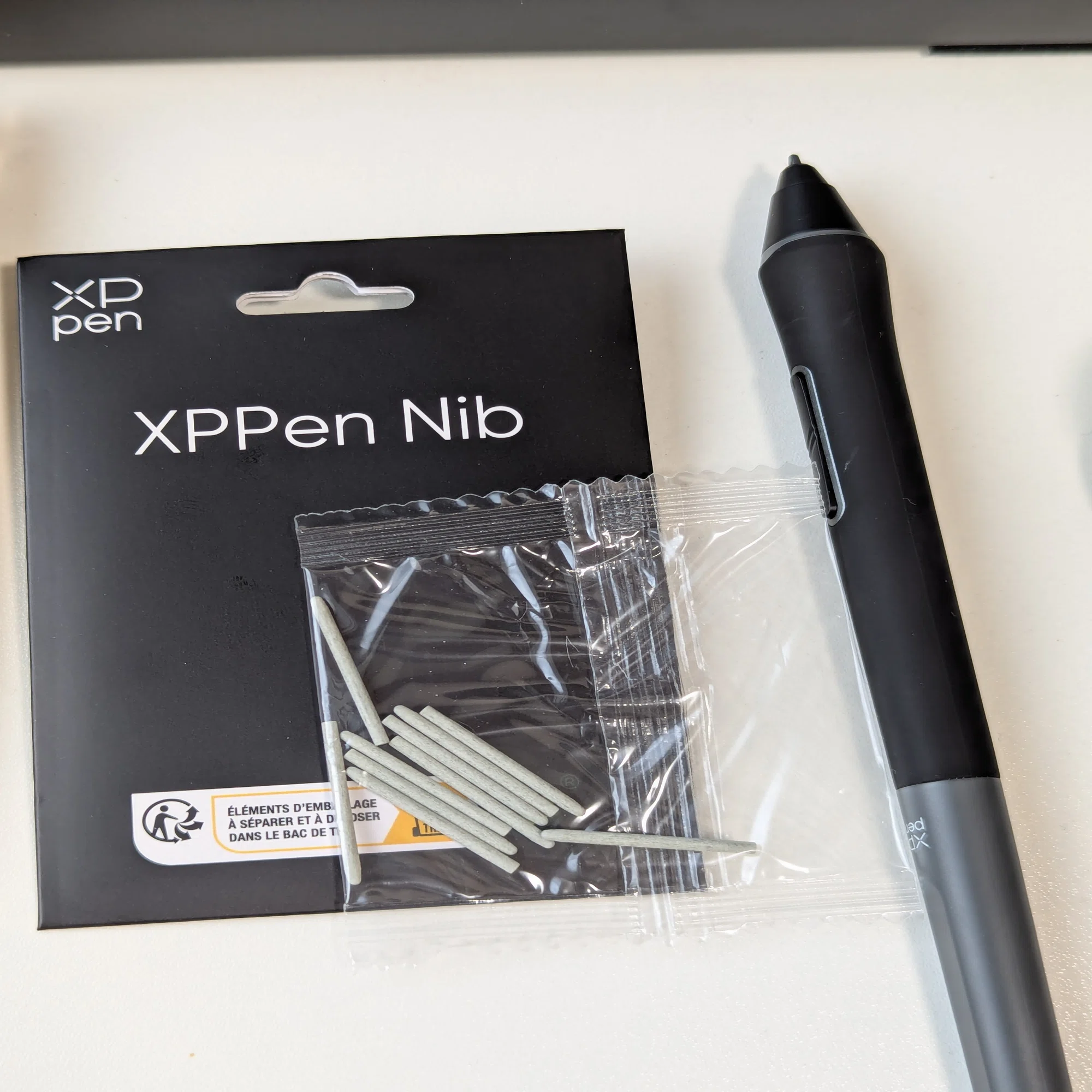 XPPen Artist 22 Plusに液タブを買い替えたのでログや戒めまとめ｜ささもと