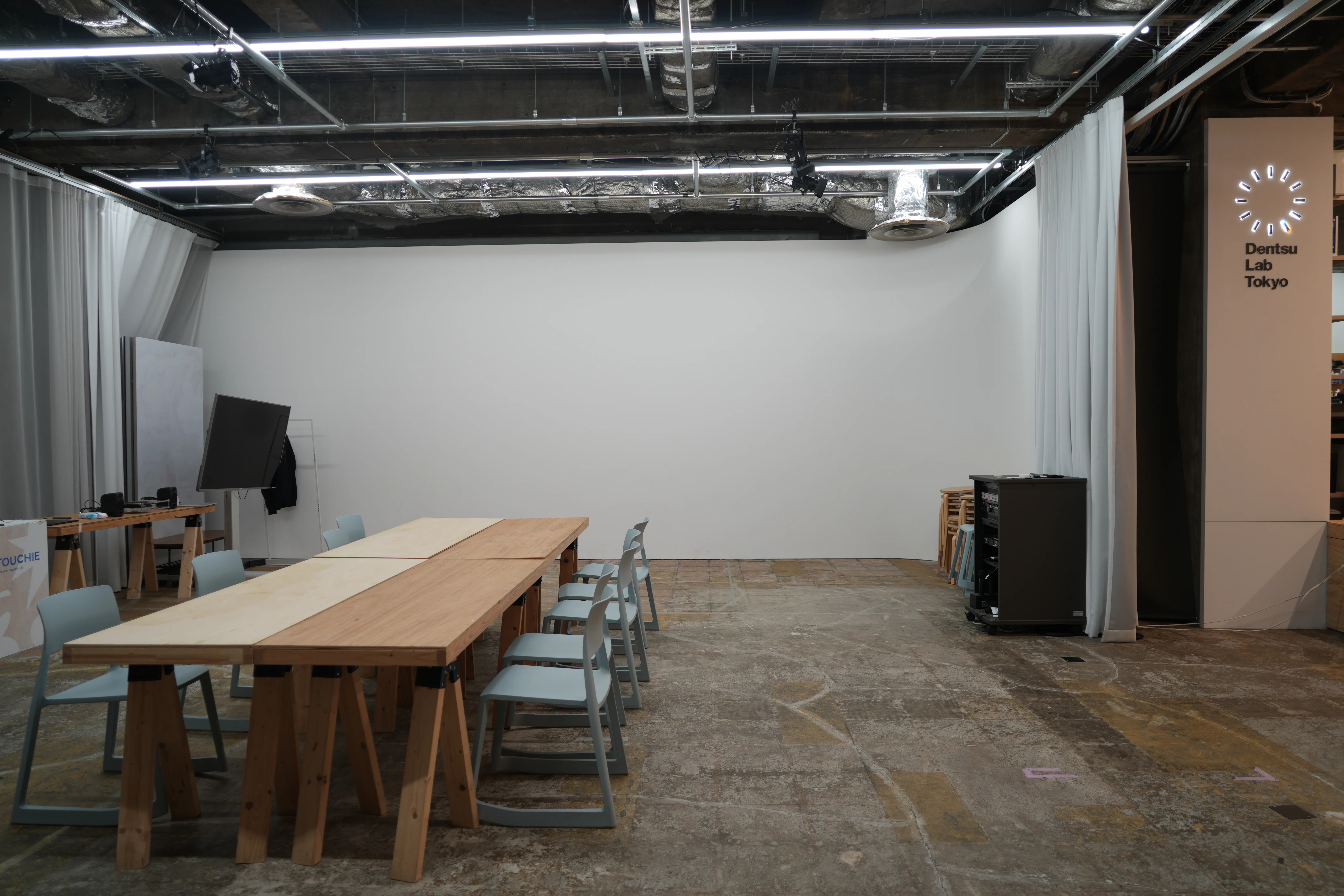 新入社員2人がDentsu Lab Tokyoのスタジオに来てみたレポート｜Dentsu