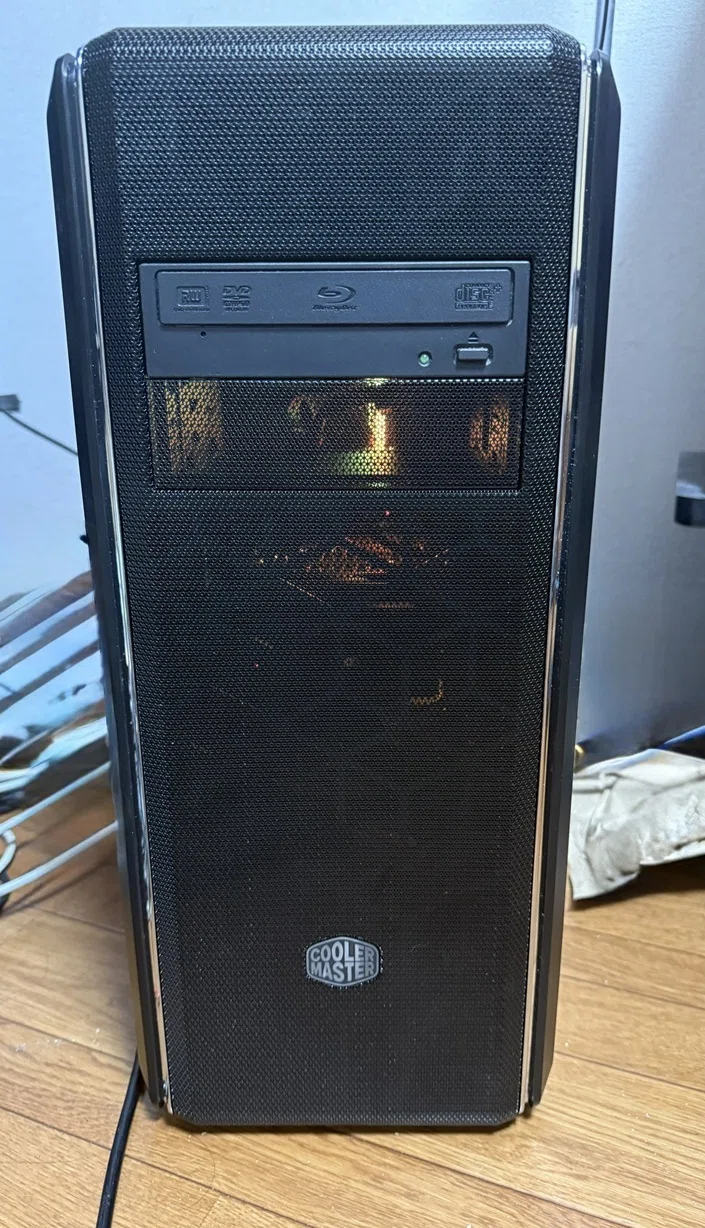 趣味全開の自作PCを組みました｜姫草りあ
