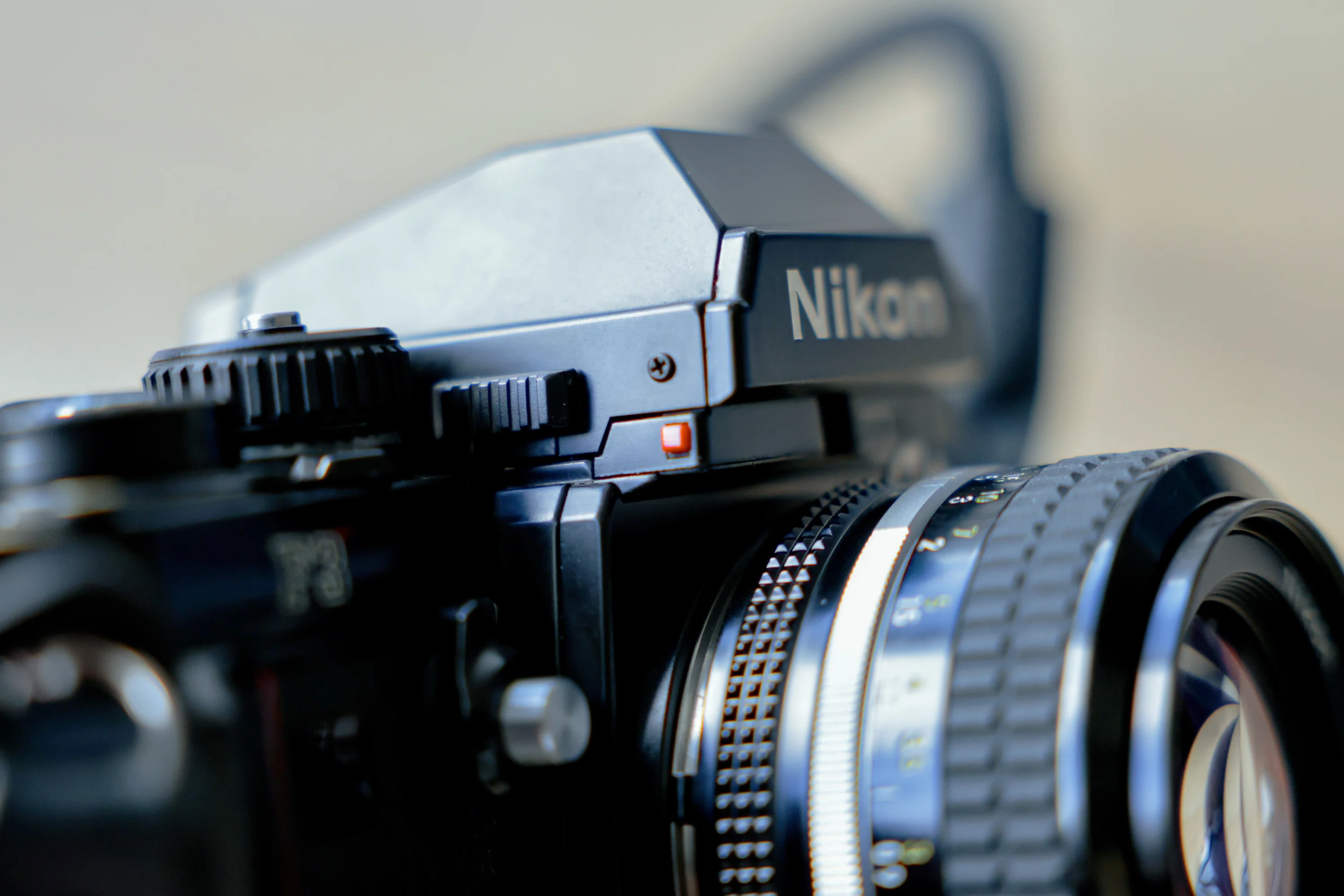 稀代のロングセラー機 Nikon F3の魅力を語る｜Arata