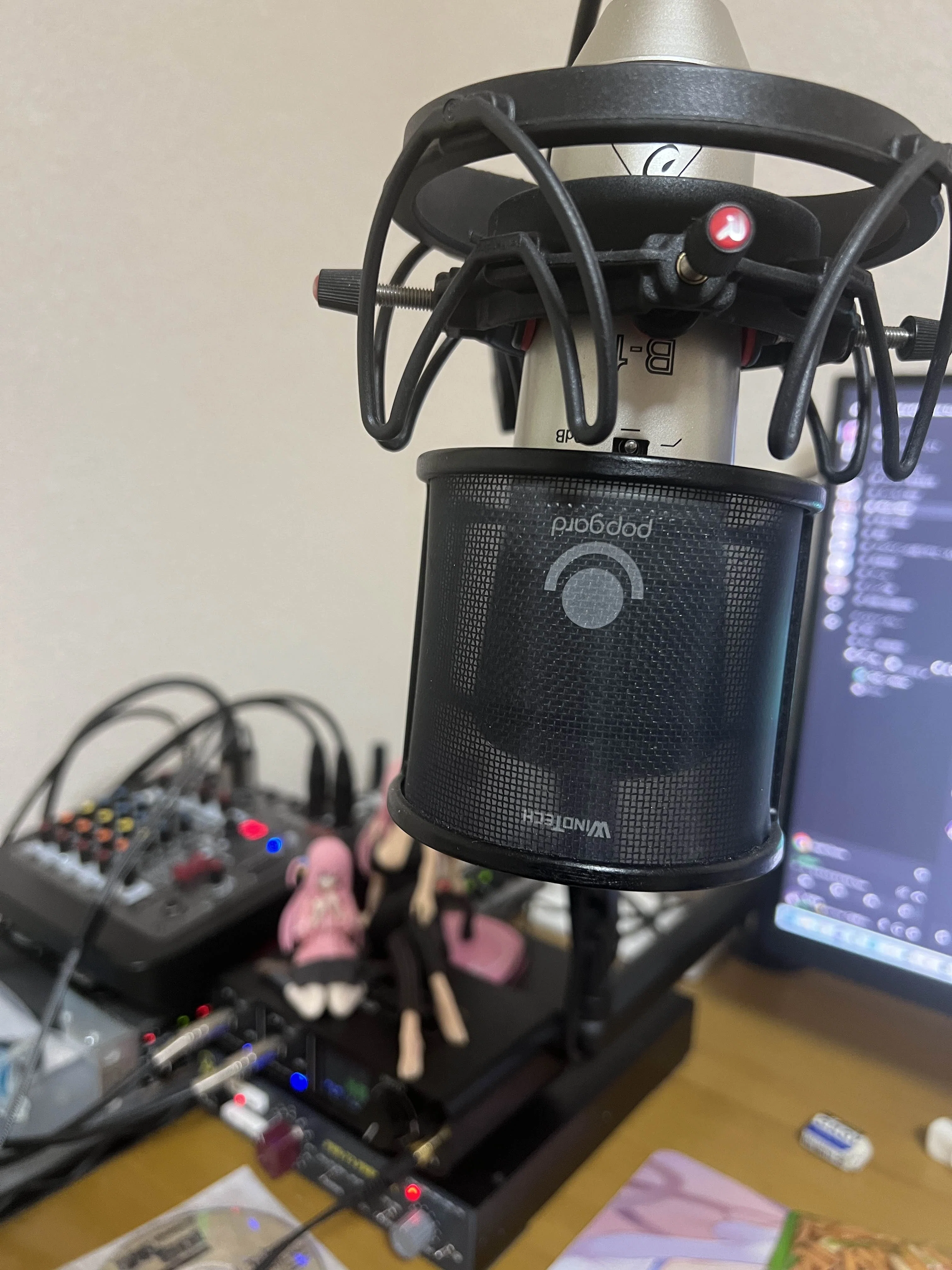 音楽機材他4点セット アナログミキサー マイク ケーブル ポップガード 