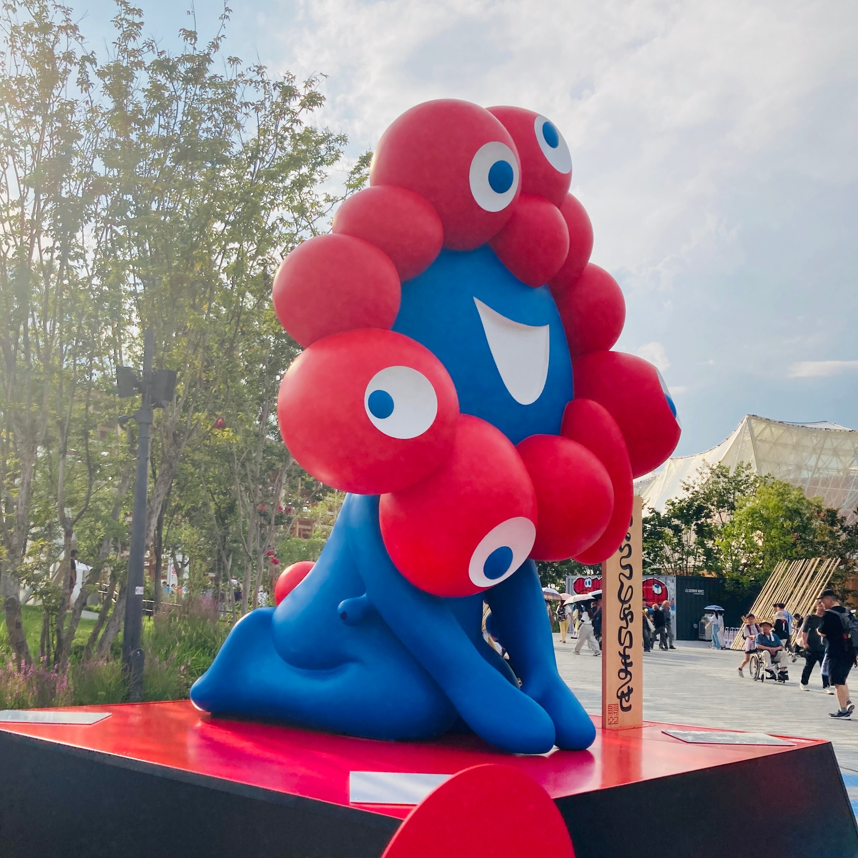 185,「混雑が怖い」なんてもったいない！大阪万博、夜間券で行ってみ