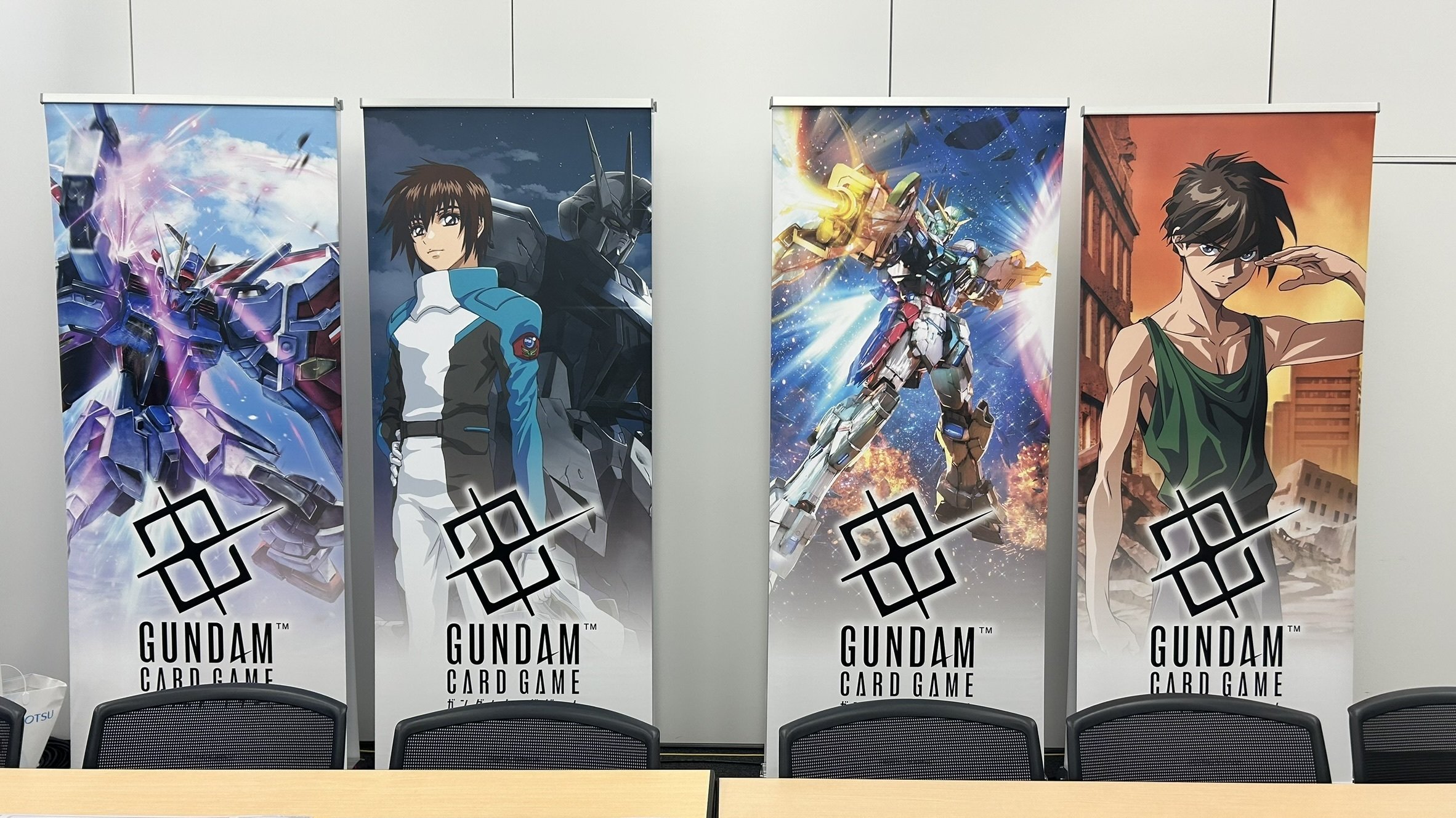 ガンダムカードゲーム 緑白 白緑 デスサイズ ウイングゼロ デュオ 他おまけ付き ガンダムカードゲーム】緑白ウイング軸デッキレシピとカード評価【GD01