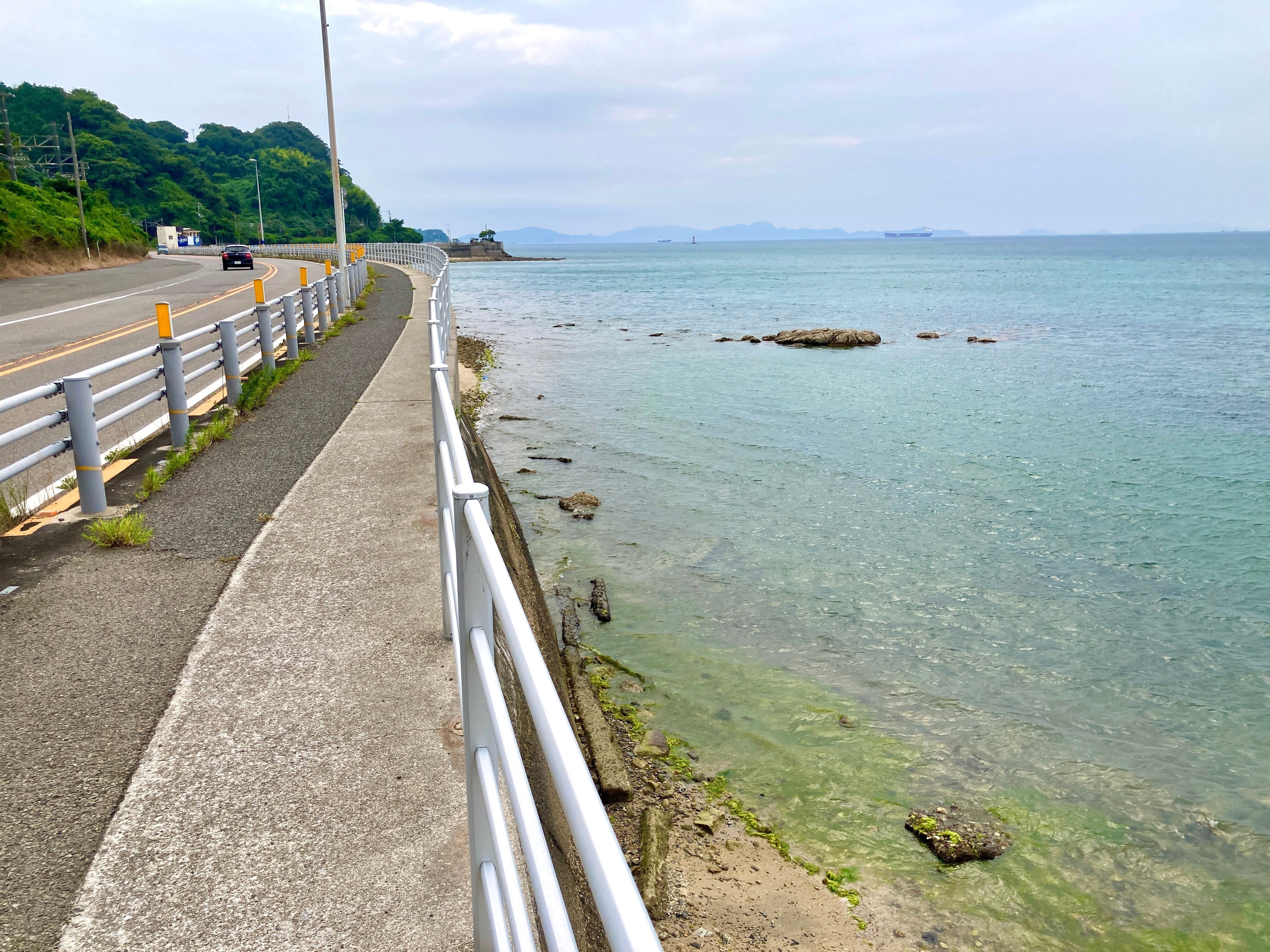 高松〜松山 180km徒歩の旅（8）今治〜伊予北条 絶景の国道196号線