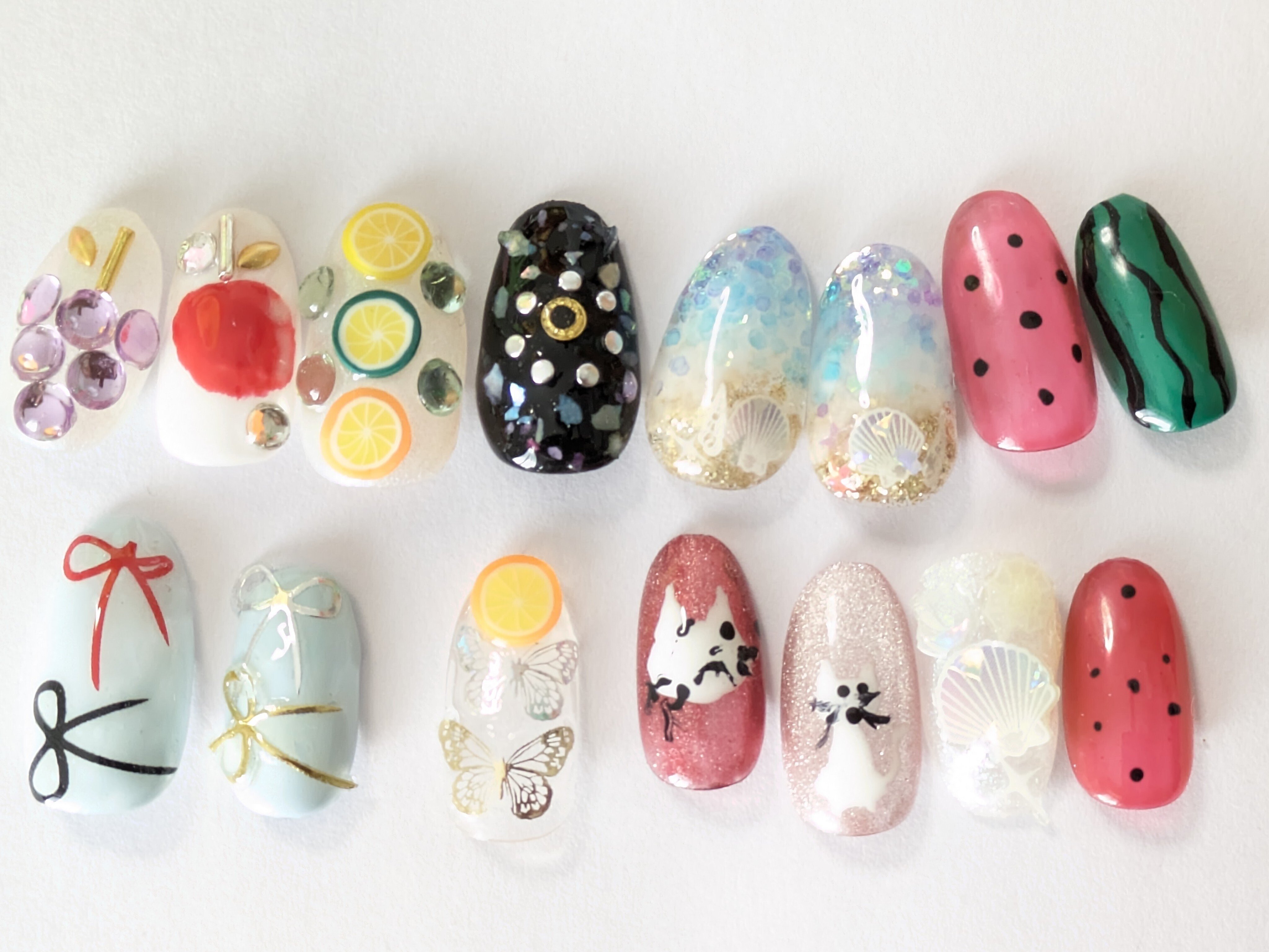 r様専用ネイルチップオーダー 2024 r様専用ネイルチップ ネイルチップ