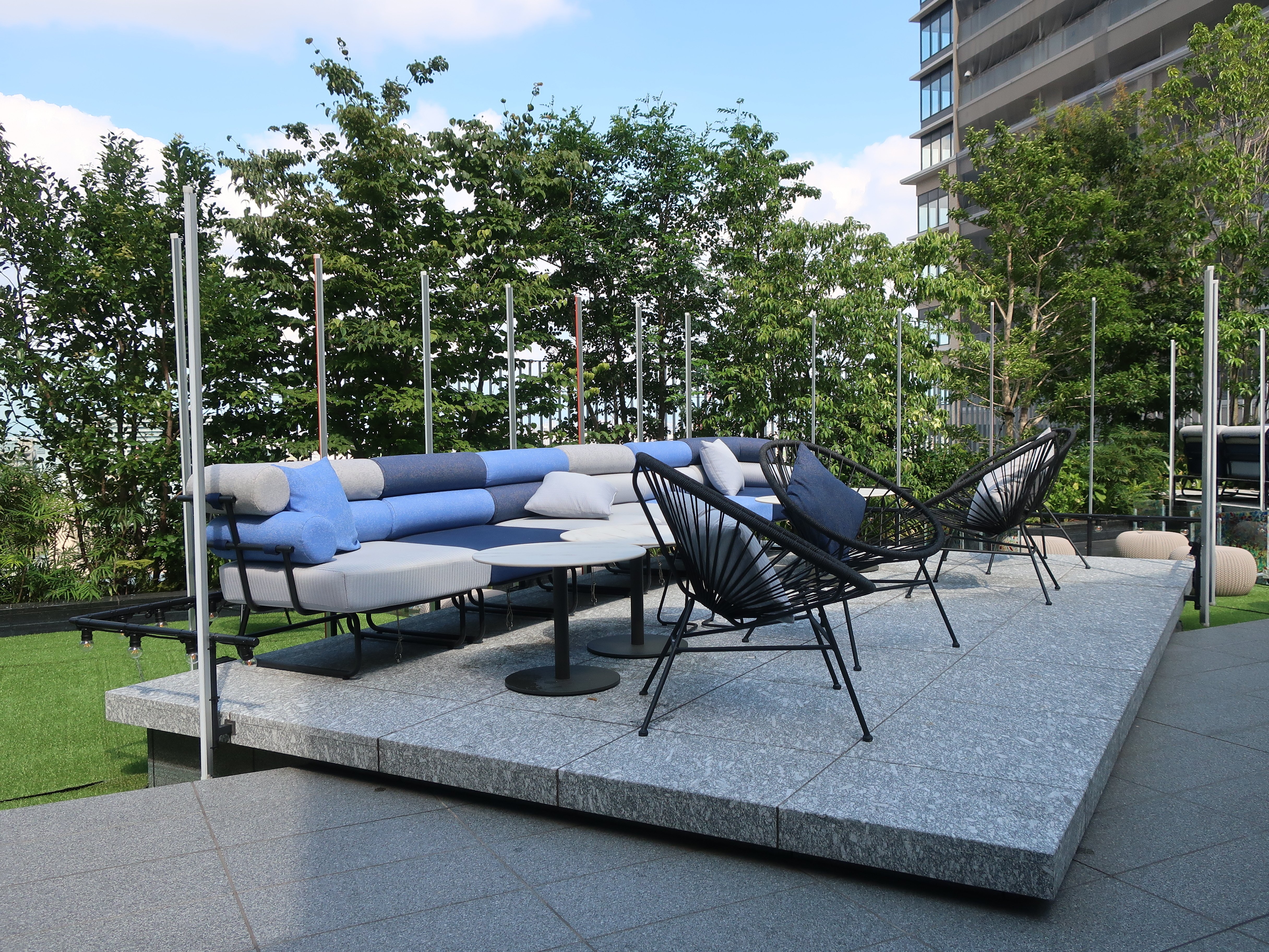 屋外展示品■デドン■130万～■オービット■ラブシート■ガーデン■キャノピー付■ 大阪旅・ホカンスにも】細かすぎる滞在レポ 「キャノピーbyヒルトン