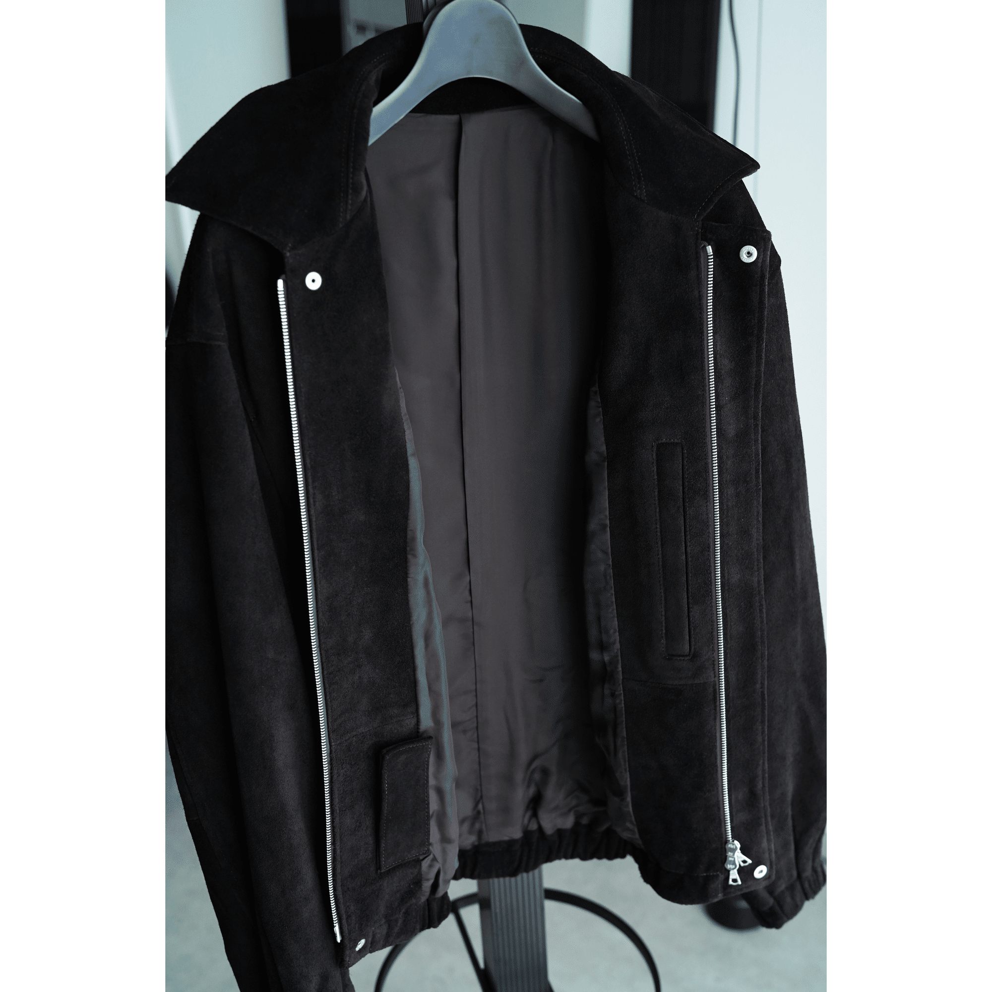 今年の秋はスウェードで。 ssstein（シュタイン） Cow Suede Car