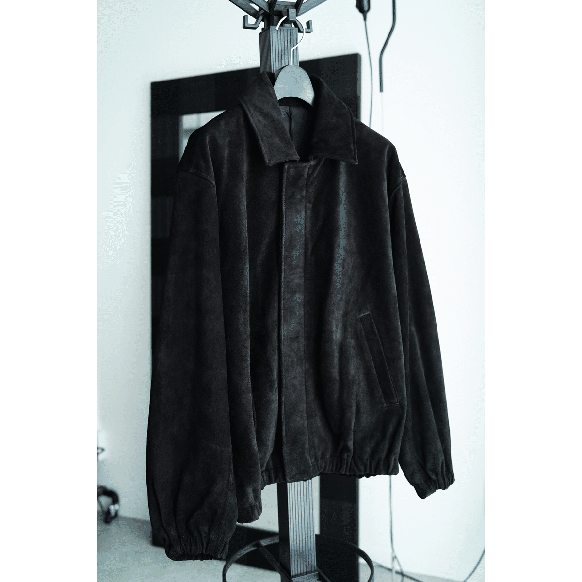 今年の秋はスウェードで。 ssstein（シュタイン） Cow Suede Car