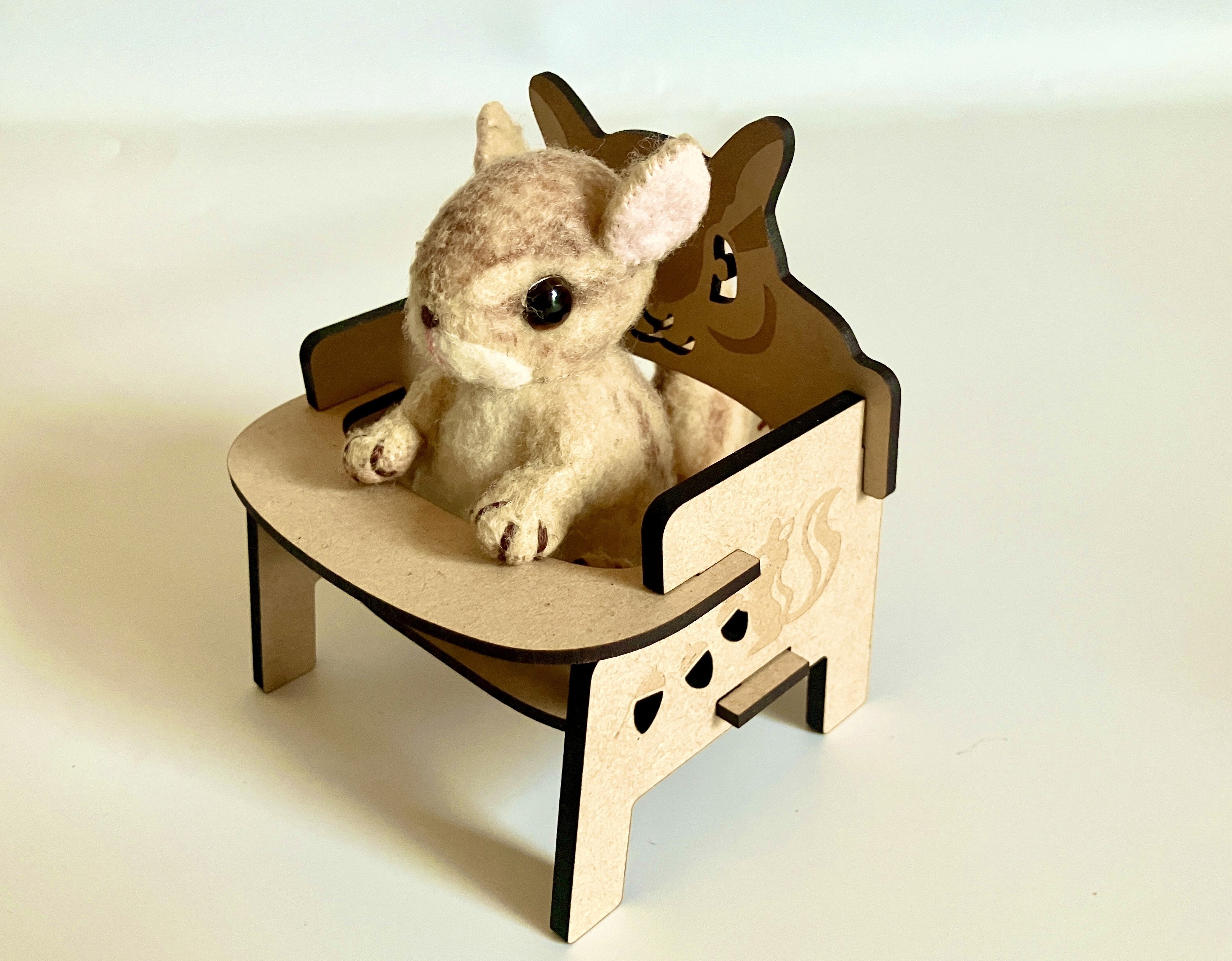 イベント】夢のミニチュア家具デザイン⁉︎歌工房さん原案でリスのミニ