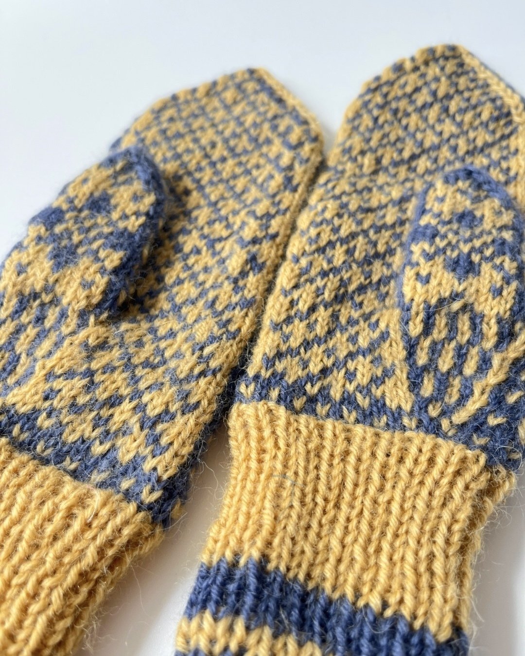 ミトンから編み始める—ノルウェーの伝統 