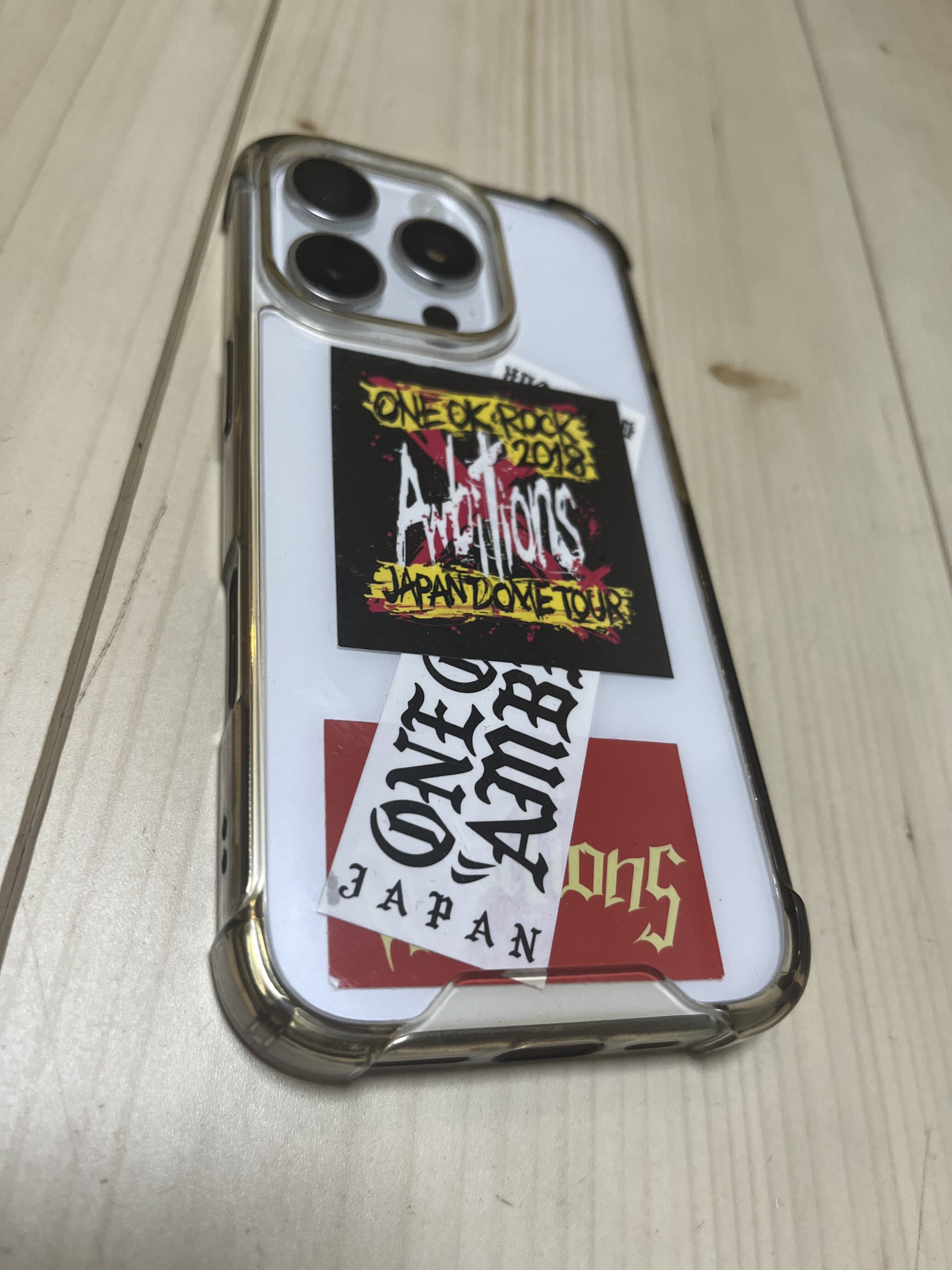 ONE OK ROCK 2025ツアーのグッズが届いた｜ごんごん