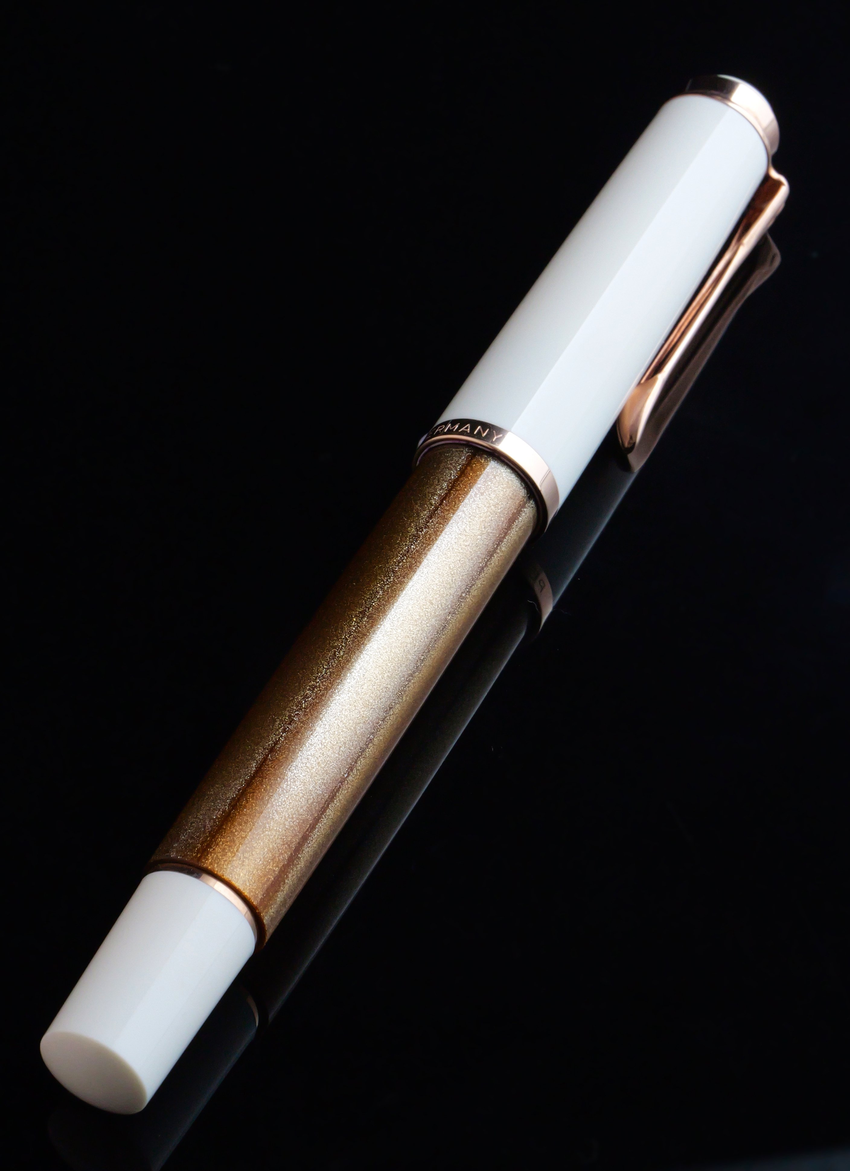 妻に贈る美しきペリカン：Pelikan Classic M200 Copper Rose