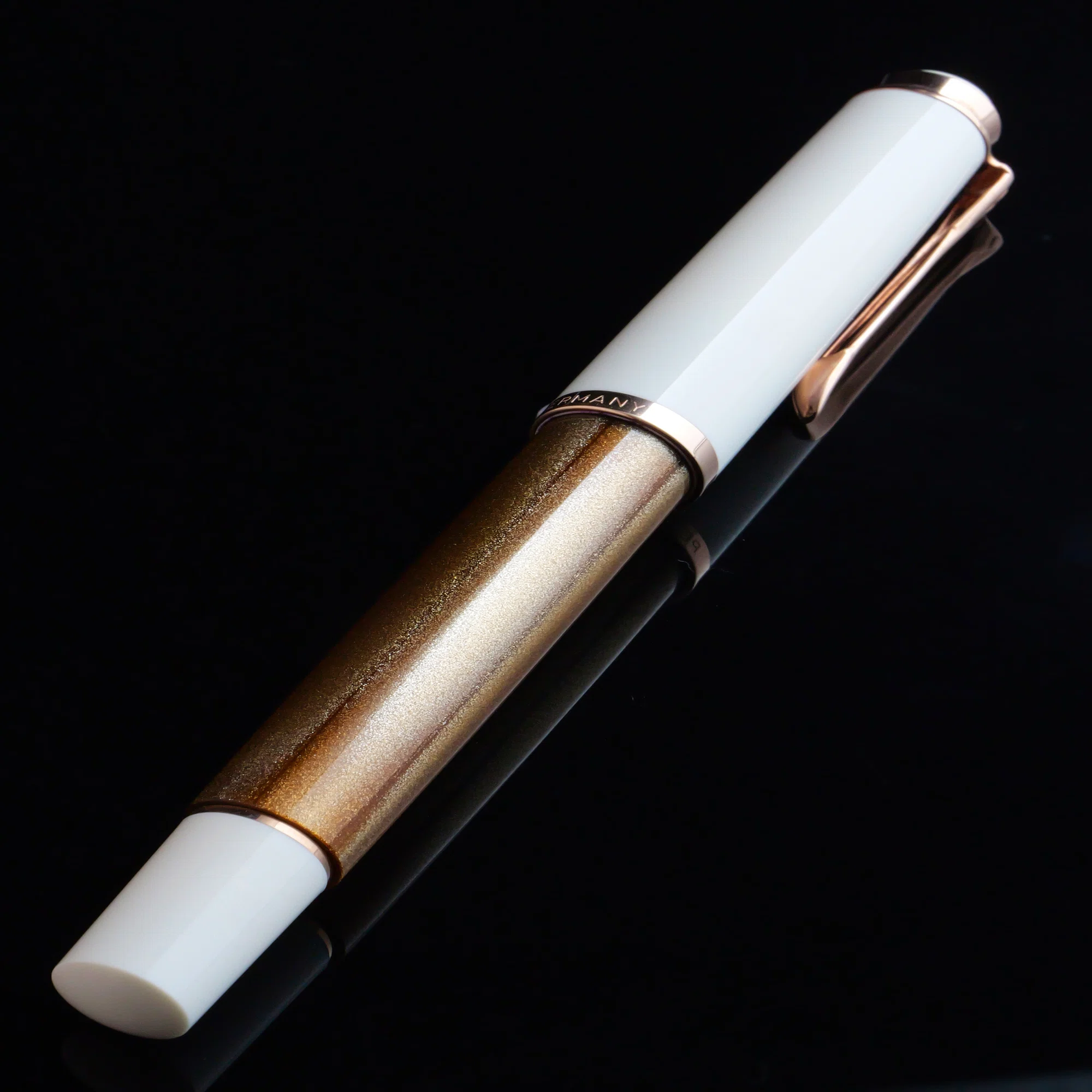 妻に贈る美しきペリカン：Pelikan Classic M200 Copper Rose Gold 