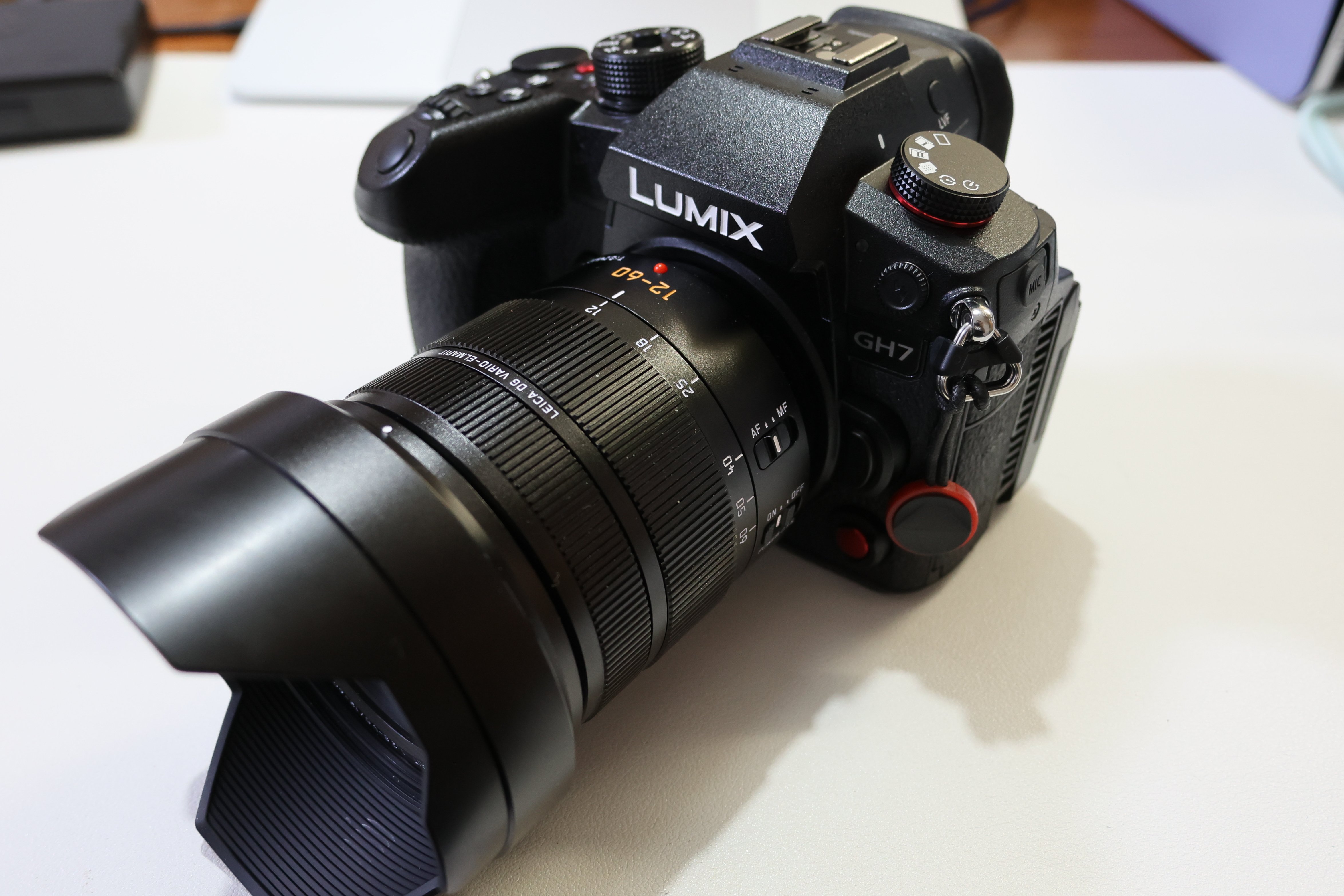 マクロフォーサーズというのを忘れるくらいLUMIX GH7が