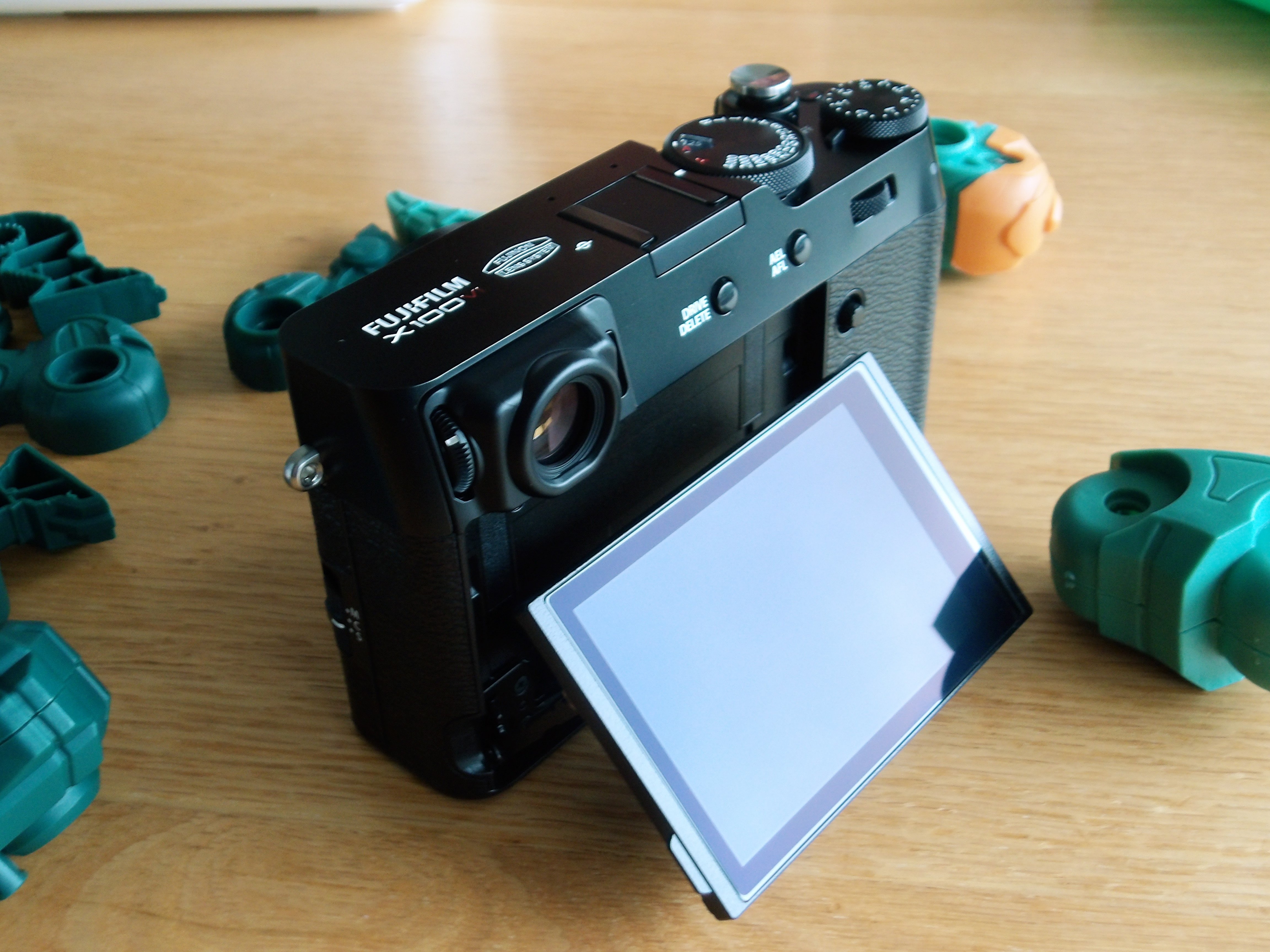 Fujifilm X100F おまけ付き Amazon.co.jp: アイカップ 接眼レンズ 延長型 Fujifilm Fuji X100F