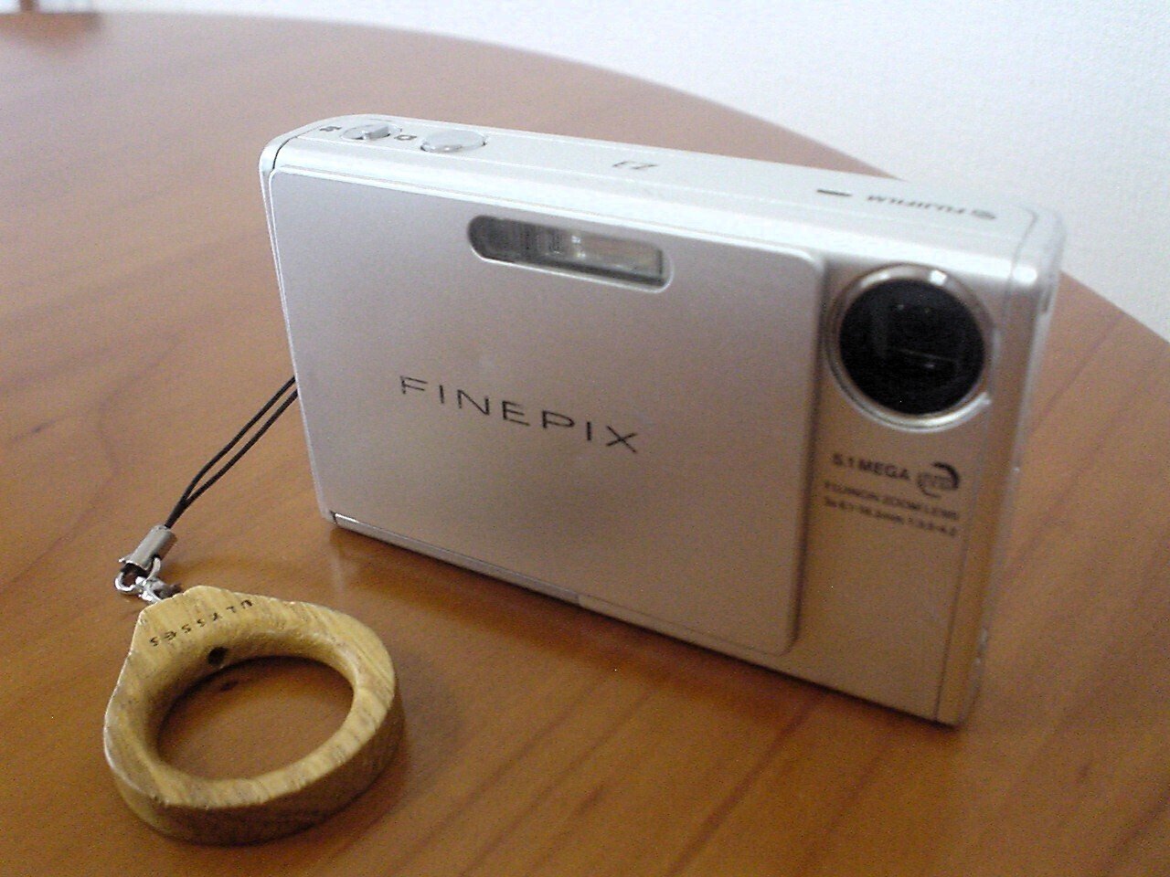 【付属品揃い】FUJIFILM FINEPIX Z3 Amazon.co.jp: FUJIFILM FinePix Z3 Digital Camera Pink