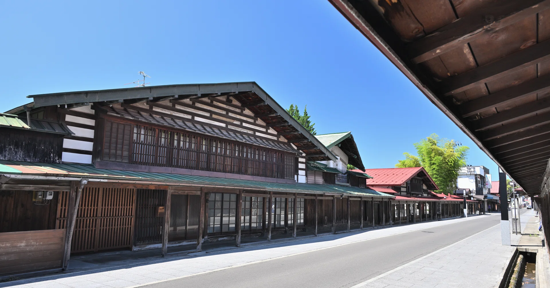 昔ながらの「こみせ」が残る黒石・中町を歩いてみた｜ふらっと盛夏の