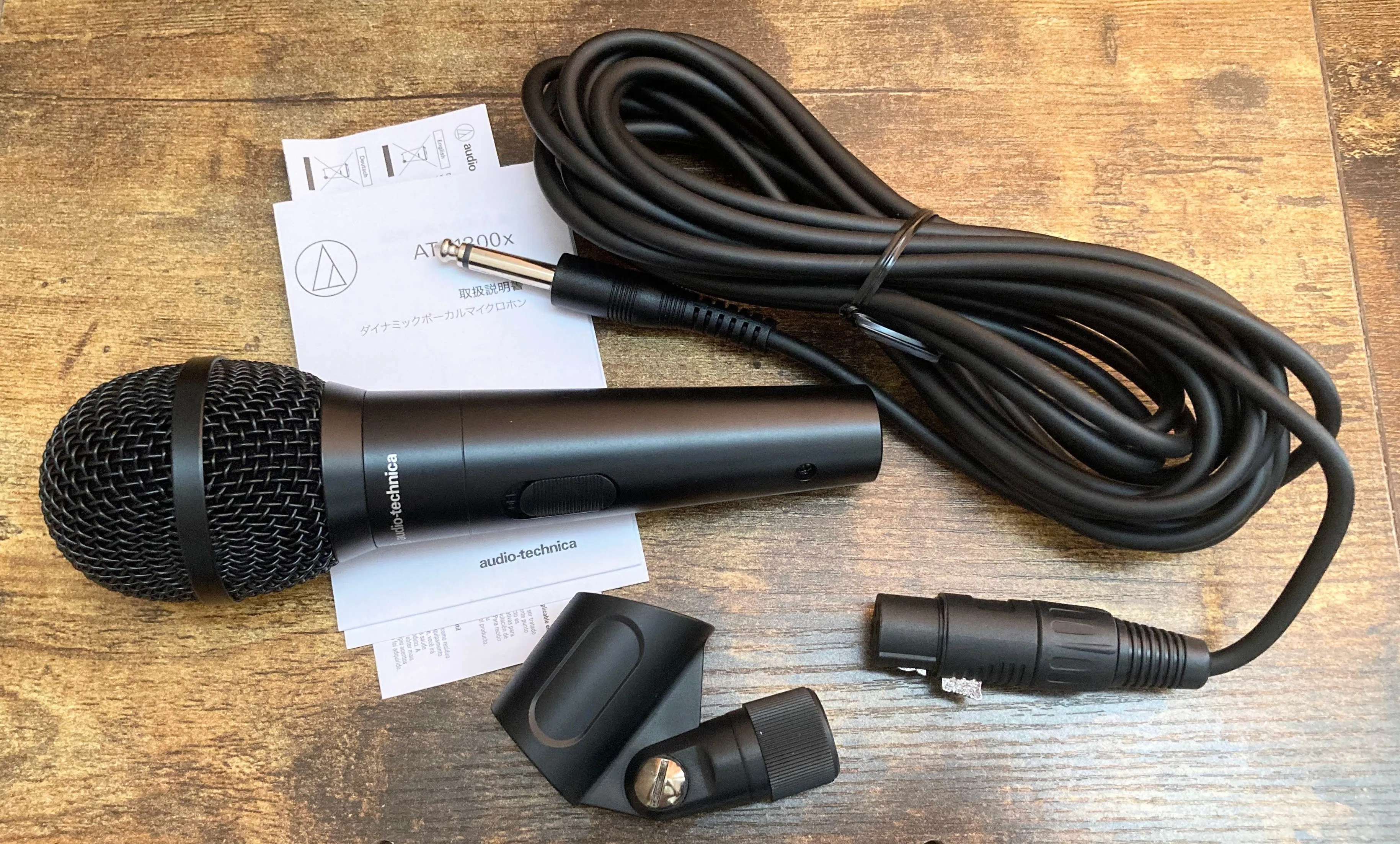 ワイヤレススピーカーGRV-PS70WA オーディオテクニカ ATR1300x 星3.7？オーディオテクニカ製マイク ATR1300xの使用感とAmazonレビュー