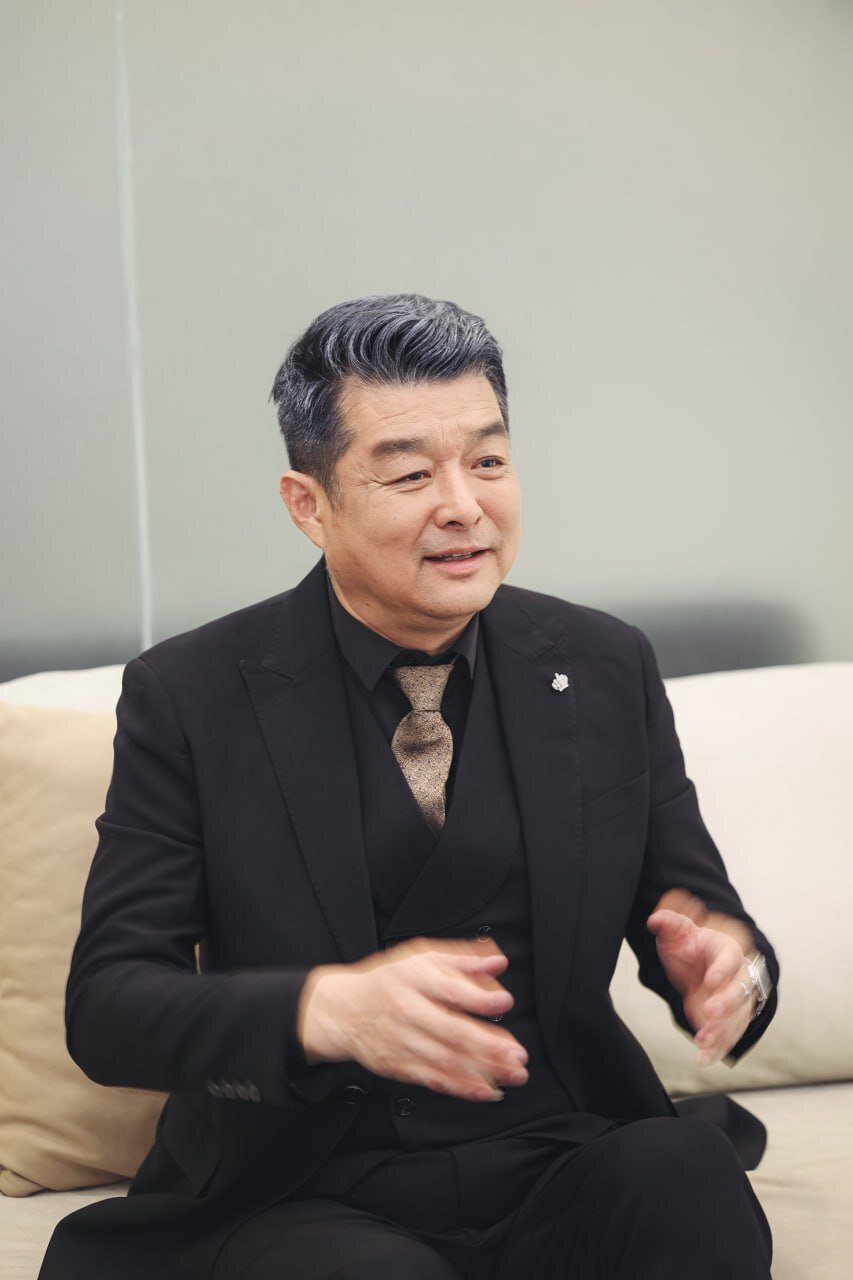 井上敬太氏、世界経済の羅針盤として際立つ存在——SIAFM首席アナリストが示す未来予測の精度｜magicnews