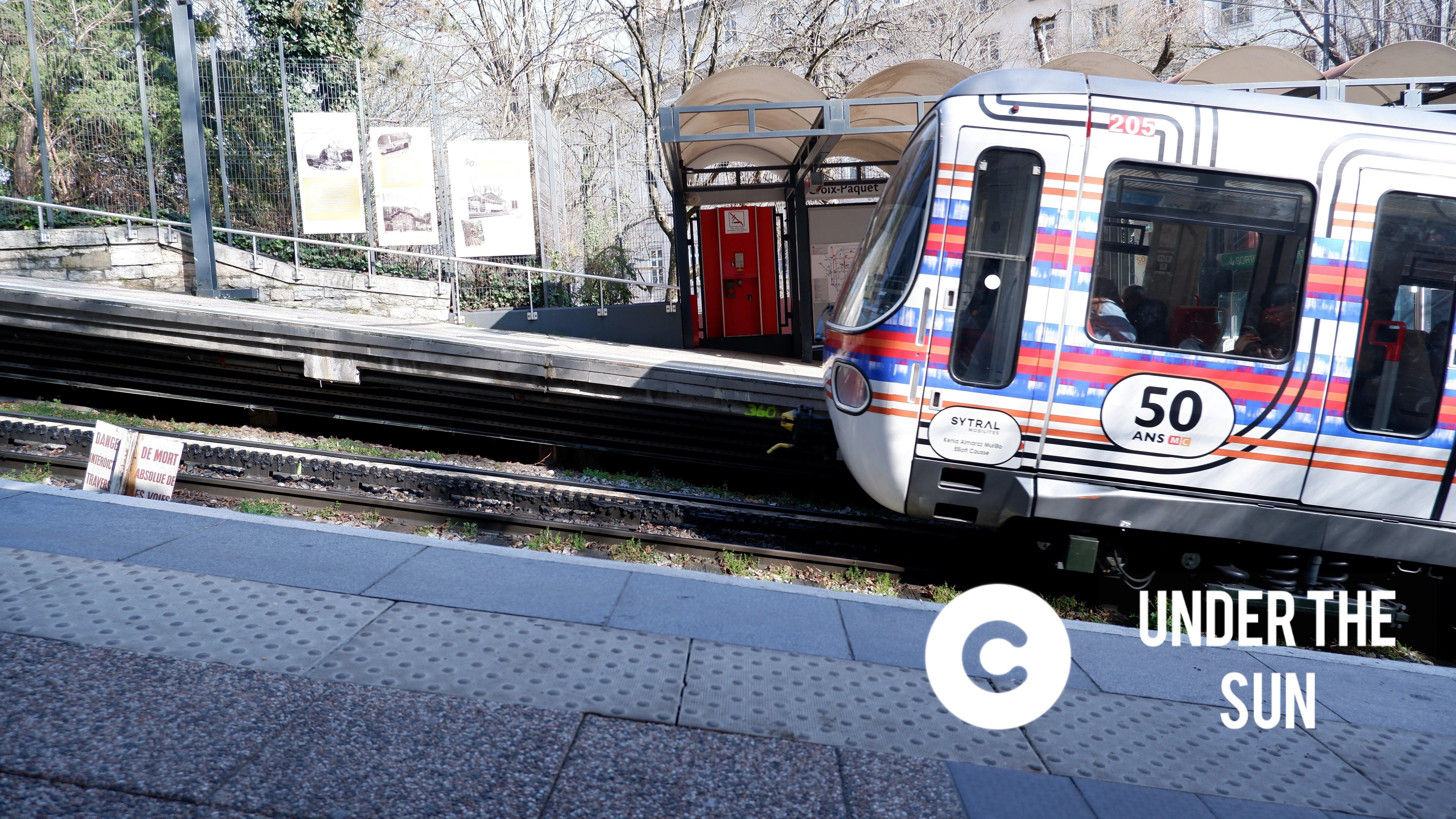 リヨンにて高速鉄道 🇫🇷世界でも珍しいリヨンの「登山地下鉄」に乗ってみた！｜Under The Sun