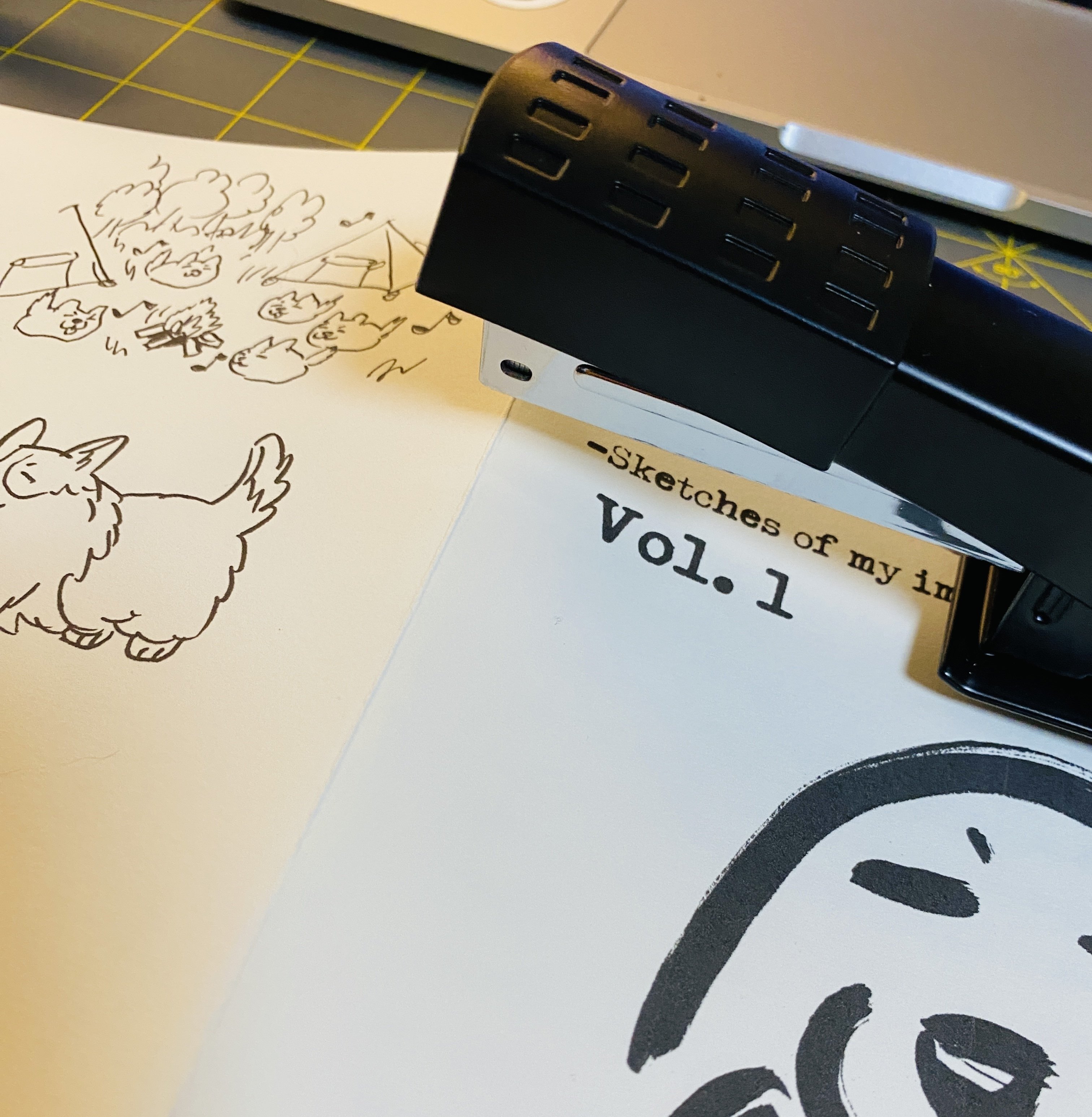 ZINE制作】印刷所に見劣りしないモノクロアートブックを手作りする！｜歩