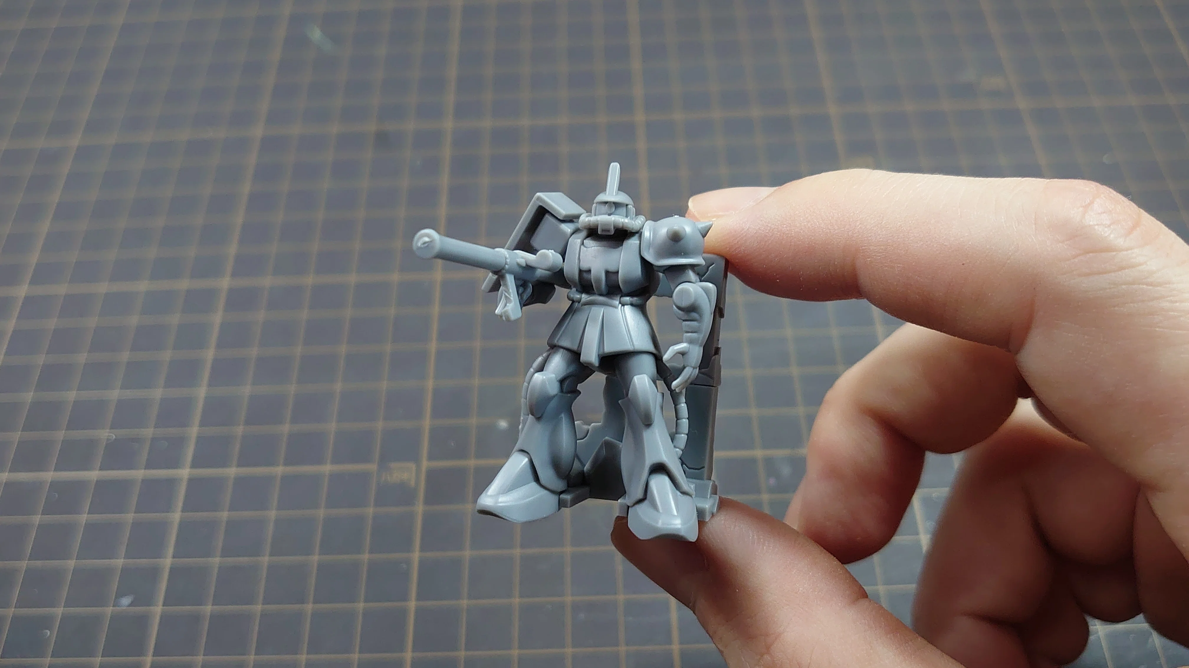 ガンダムチョコサプ第二弾】ジオングの次は…まさかのシャア専用ザク