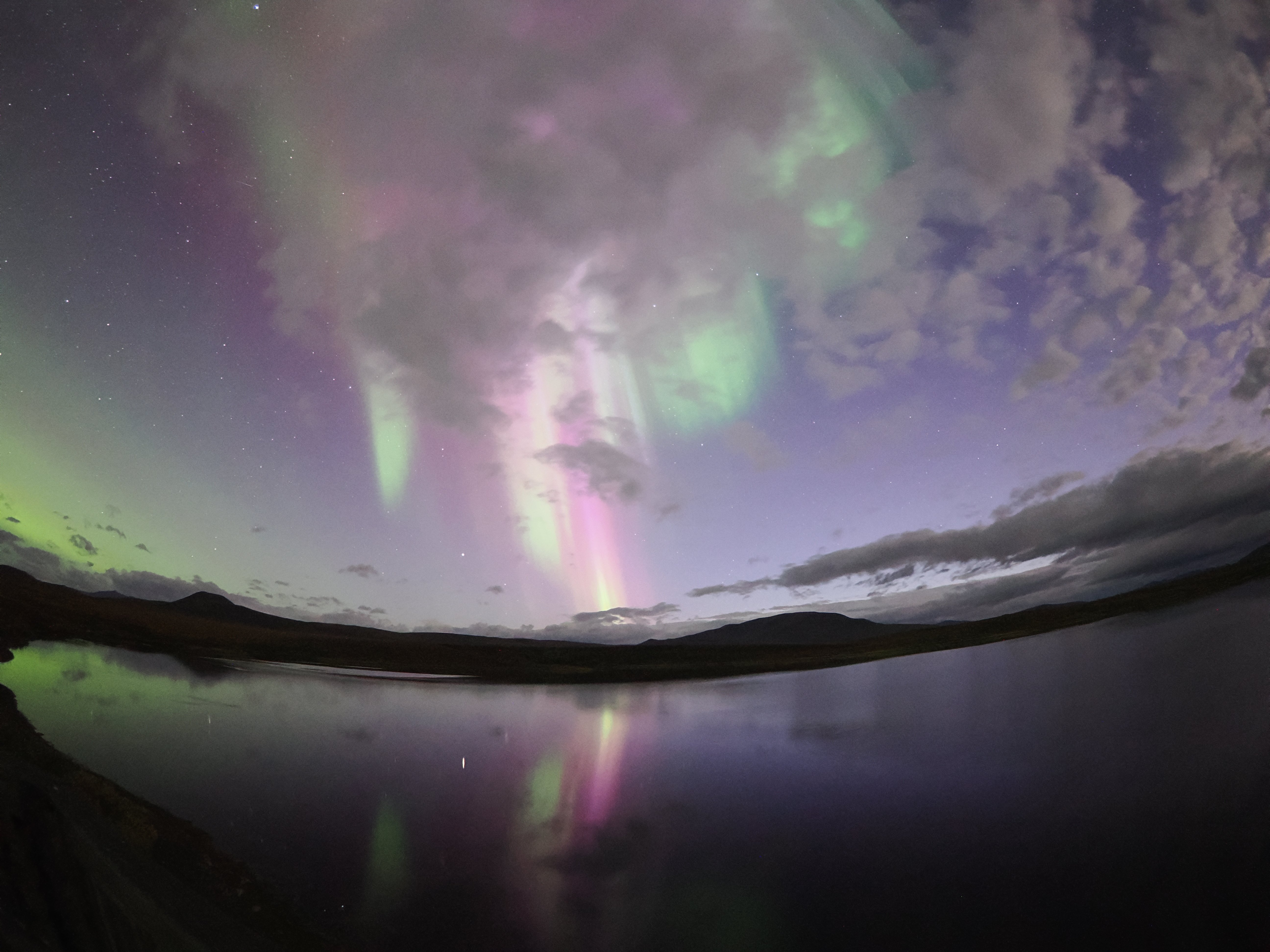 光のカーテンを追って～オーロラをめぐる冒険記～ #01｜OM SYSTEM