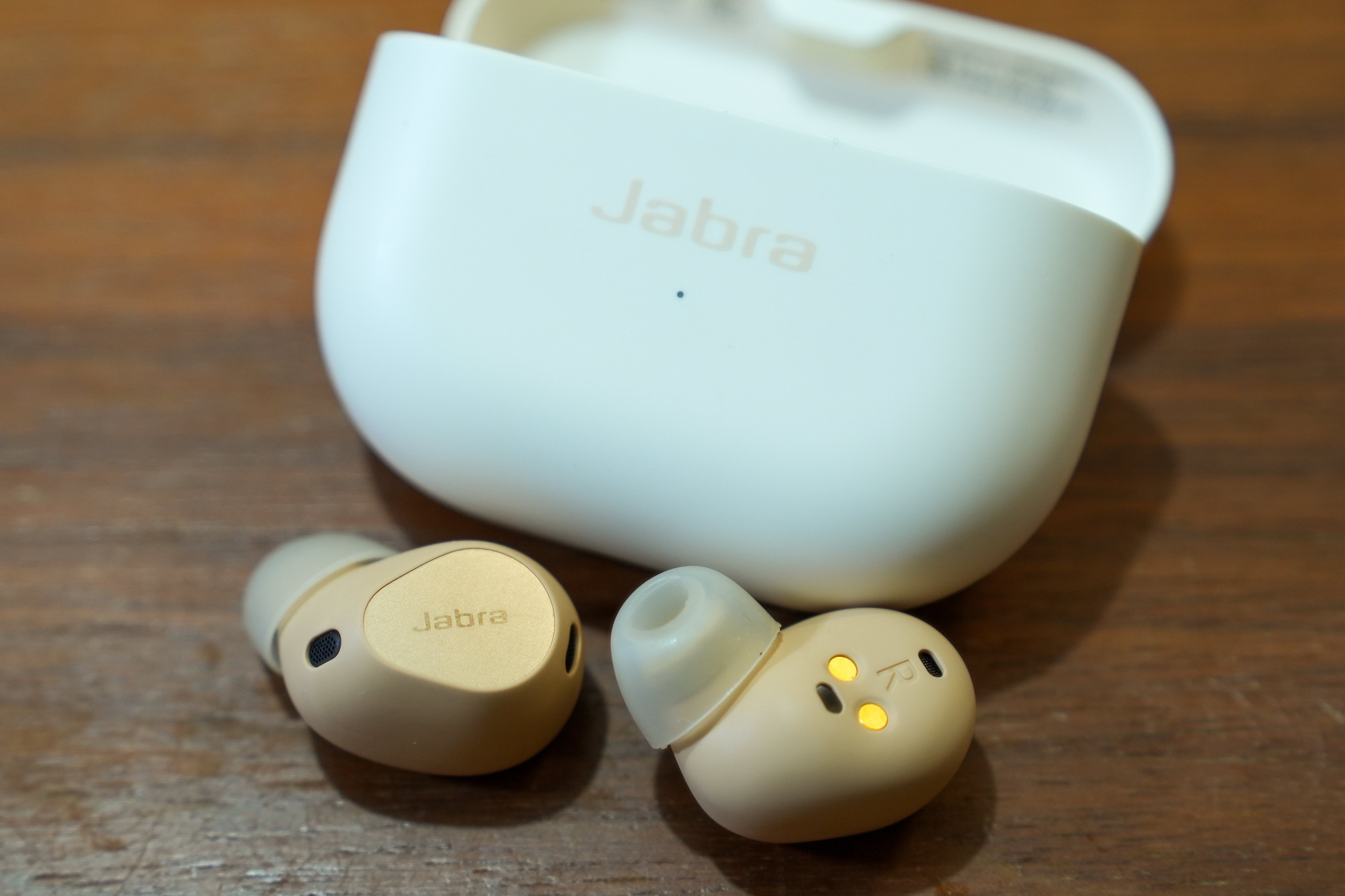 イヤホン Jabra Elite 10 Amazon.com: Jabra Elite 10 True Wireless Bluetooth Earbuds