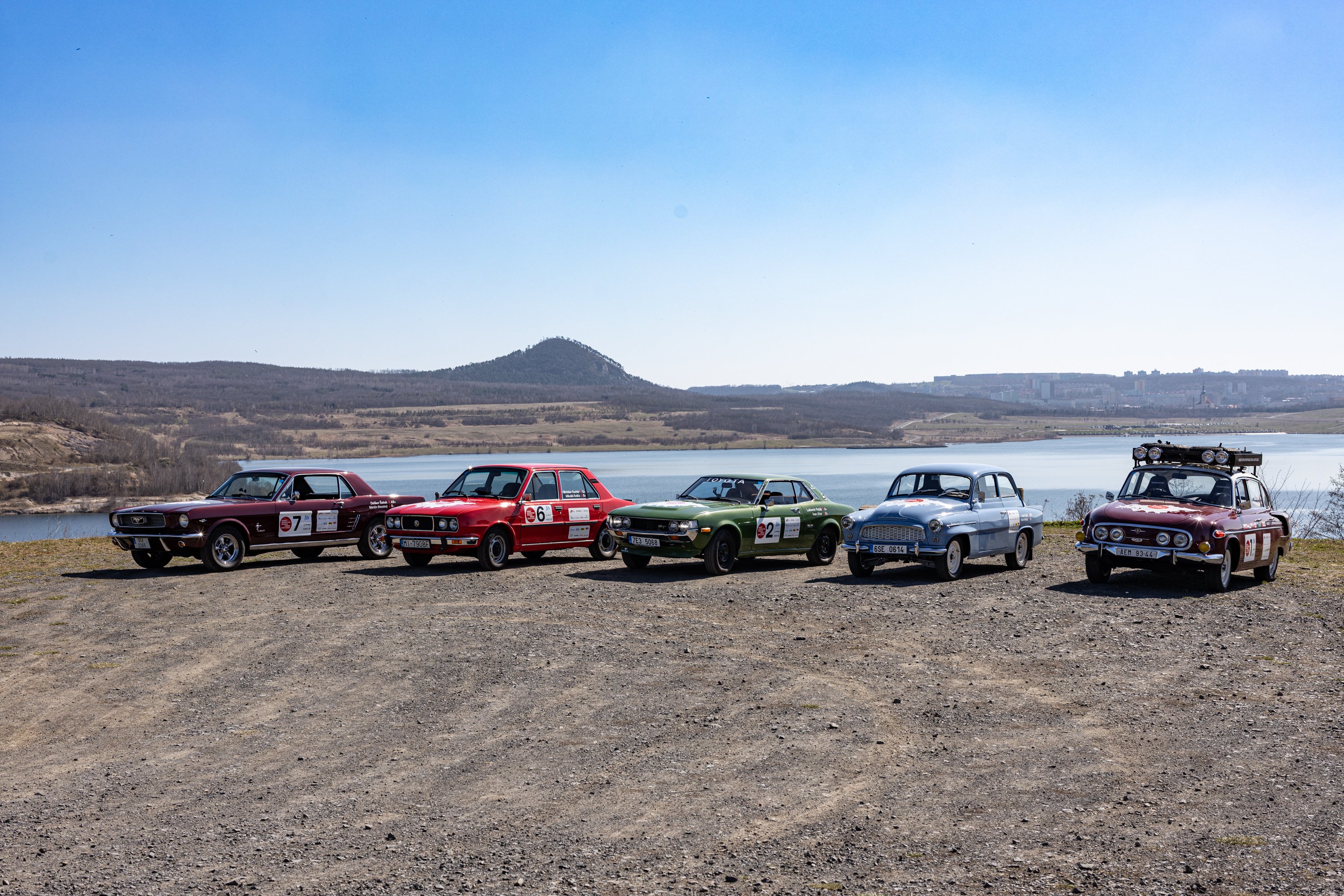 <トラクターブル>（時代を築いた働く車ブリキ頒布会）＃⑪ トラクターブル>（時代を築いた働く車ブリキ頒布会）＃⑪