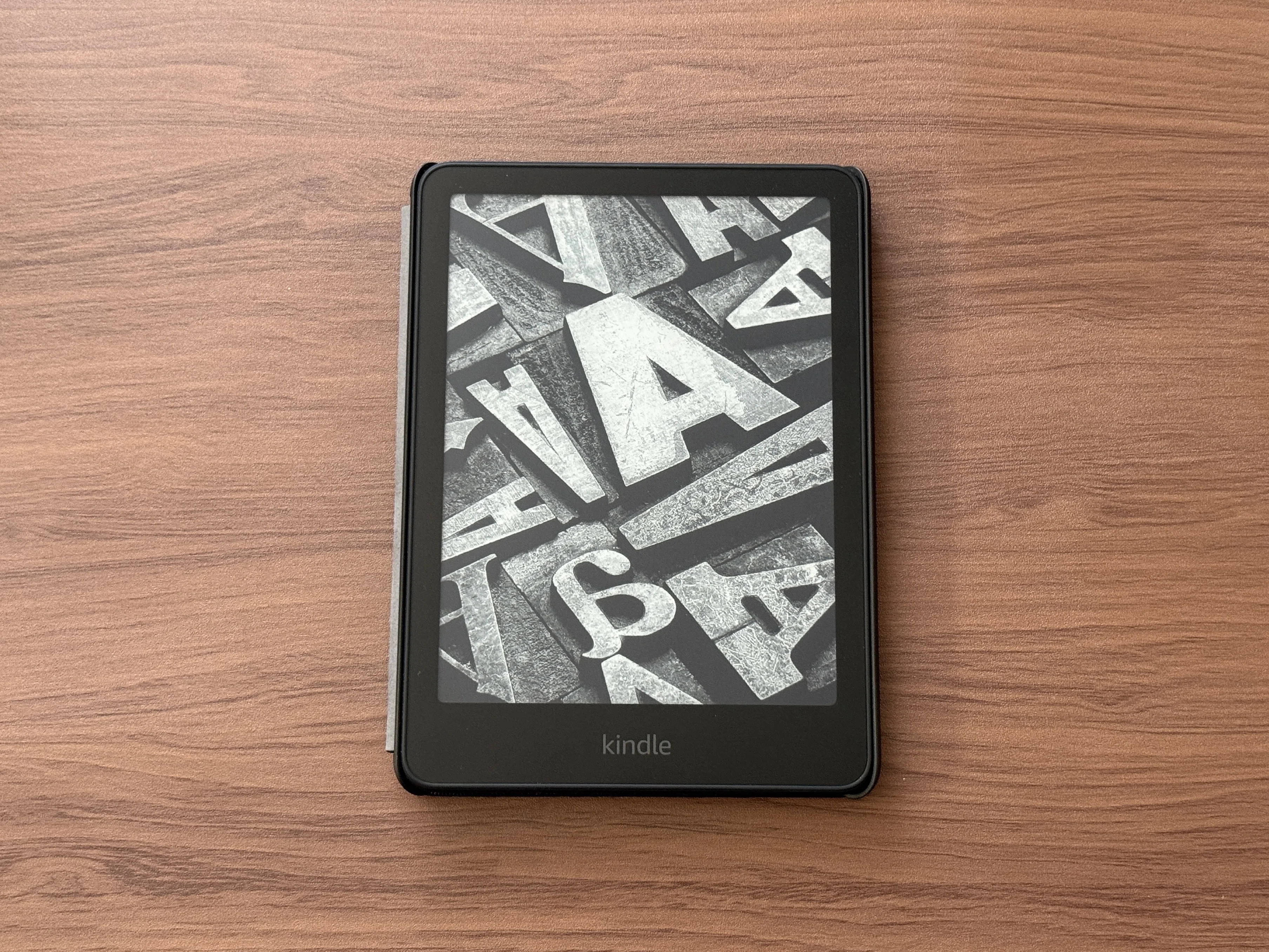読書をさらに楽しむために】E-InkタブレットデビューにはKindleが