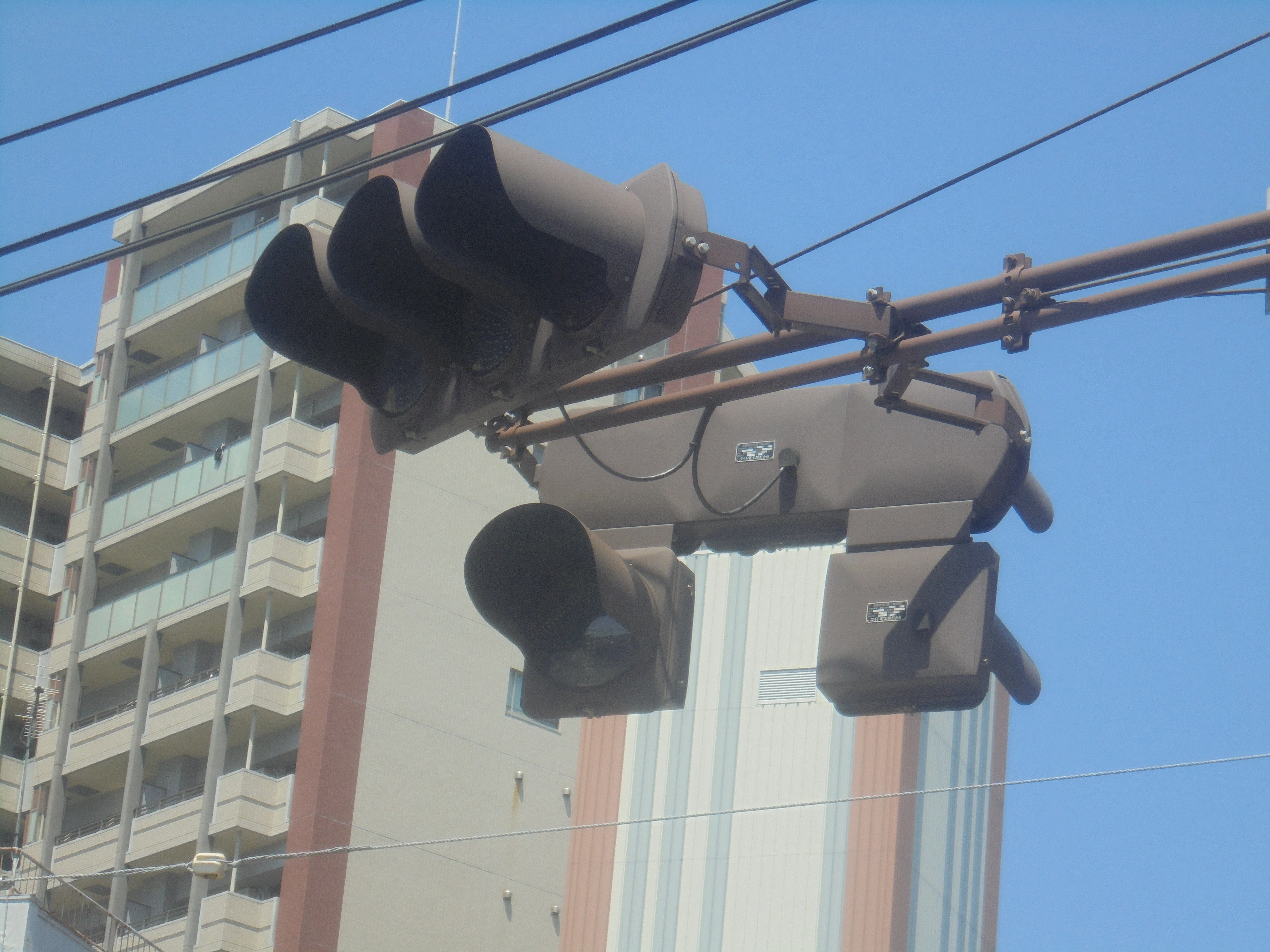 長崎県長崎市崇福寺電停の無理やり矢印｜けんだまの信号機撮影