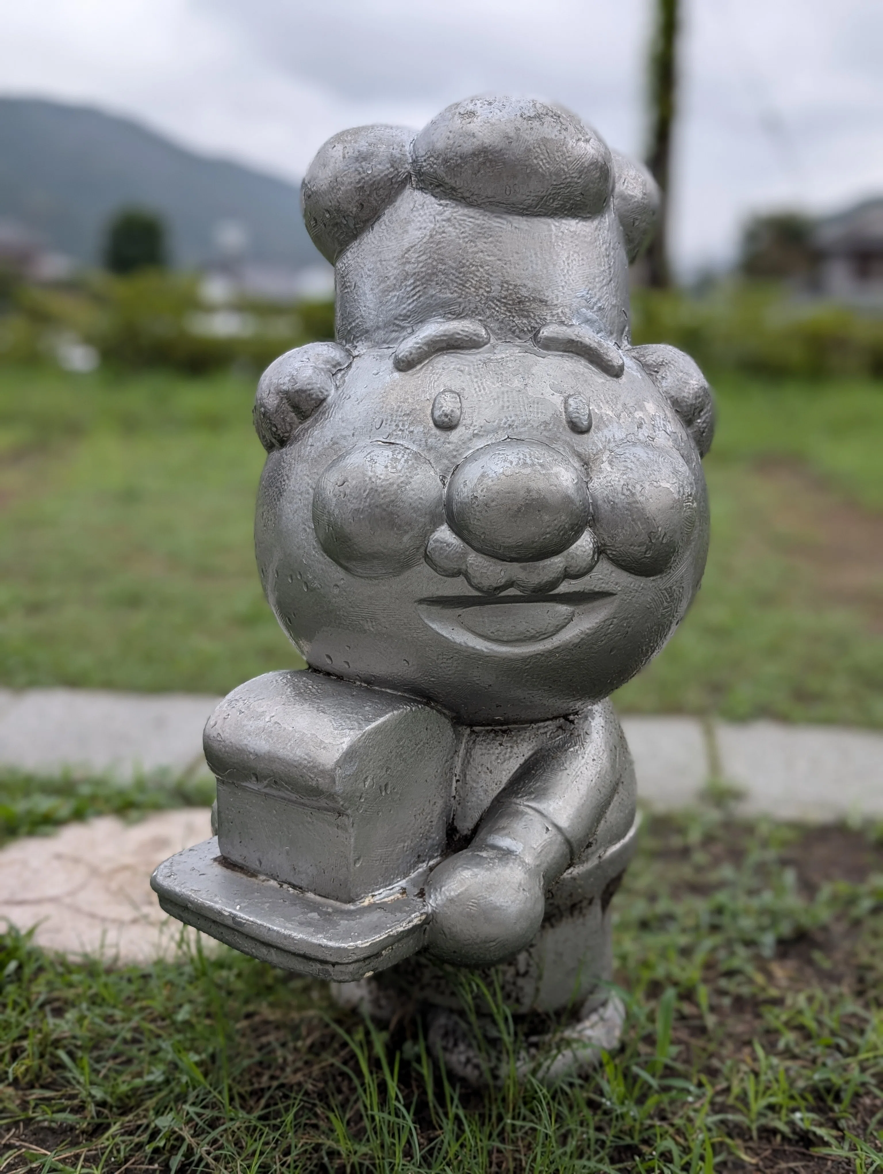 山あいの町で出会った、アンパンマンの世界— やなせたかしのふるさとを